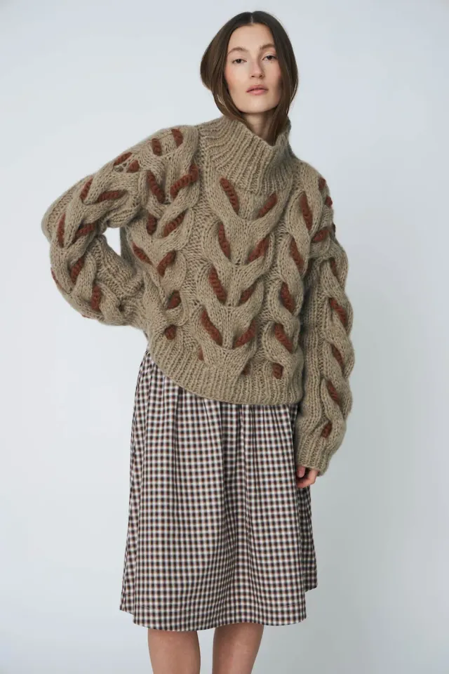 DAWNXDARE Honey strikpullover 592 khaki kabelstrik