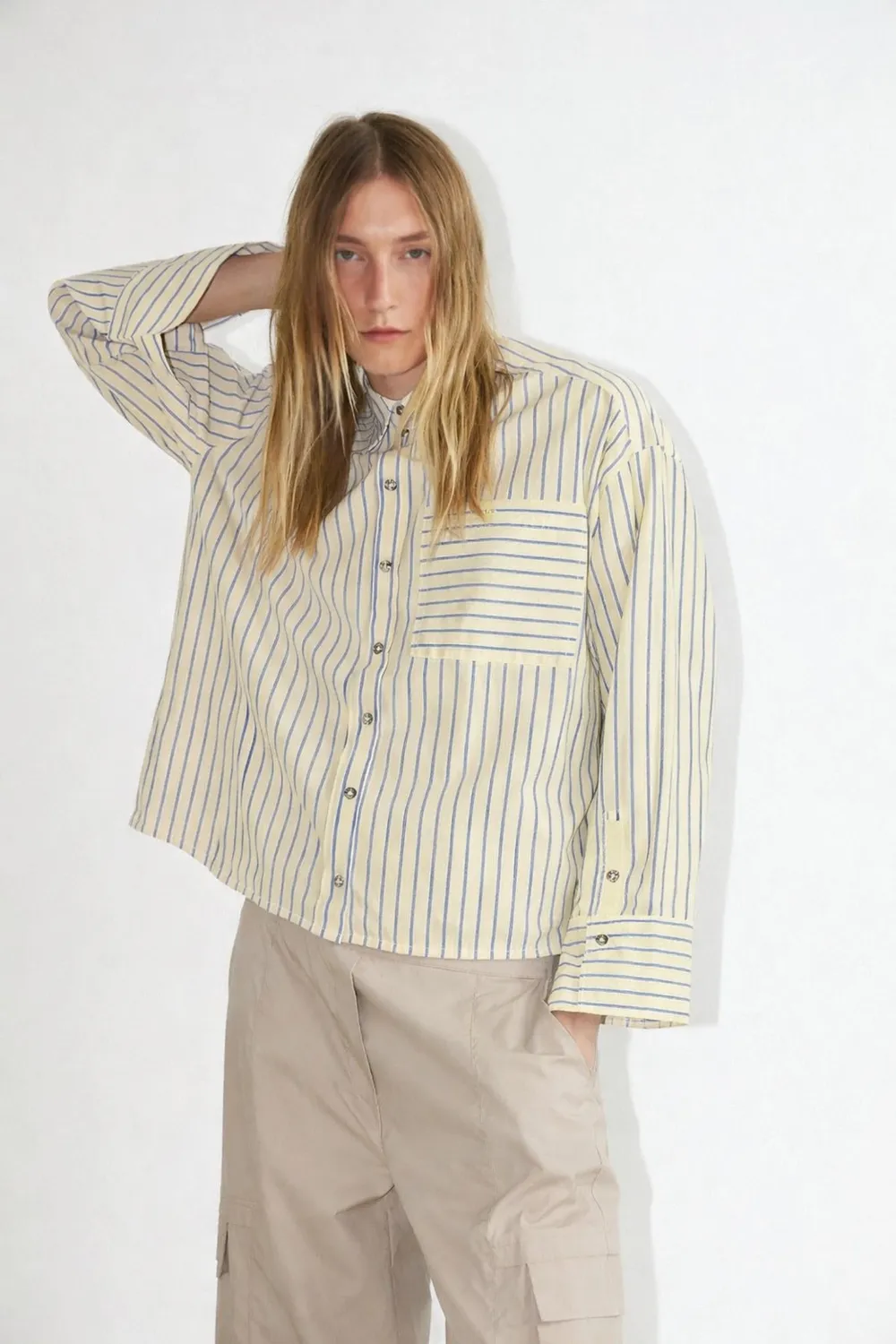 DAWNXDARE Abbie 118 skjorte pale yellow stribet