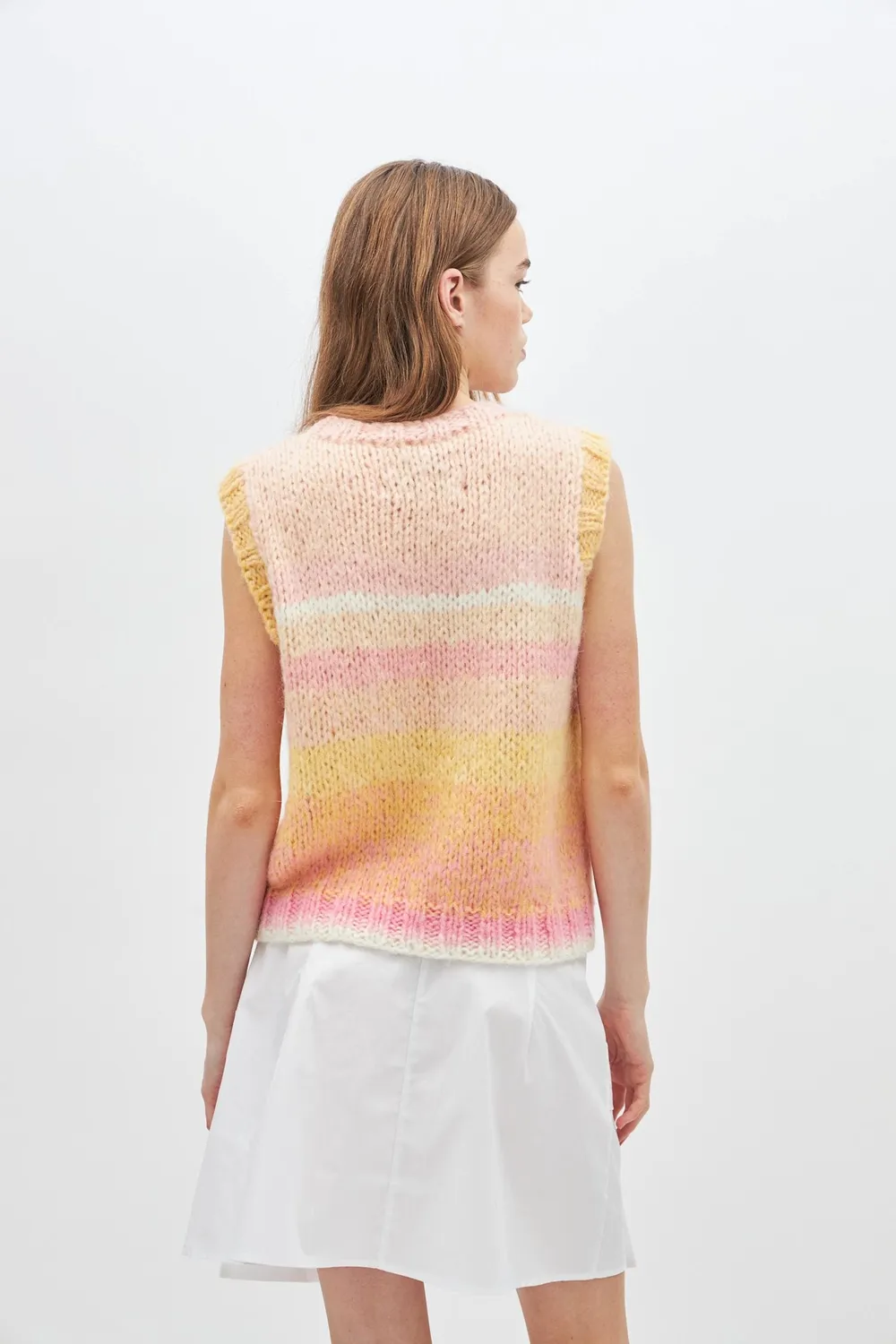 Dawnxdare Cooper strikvest 719 pink sun mohair
