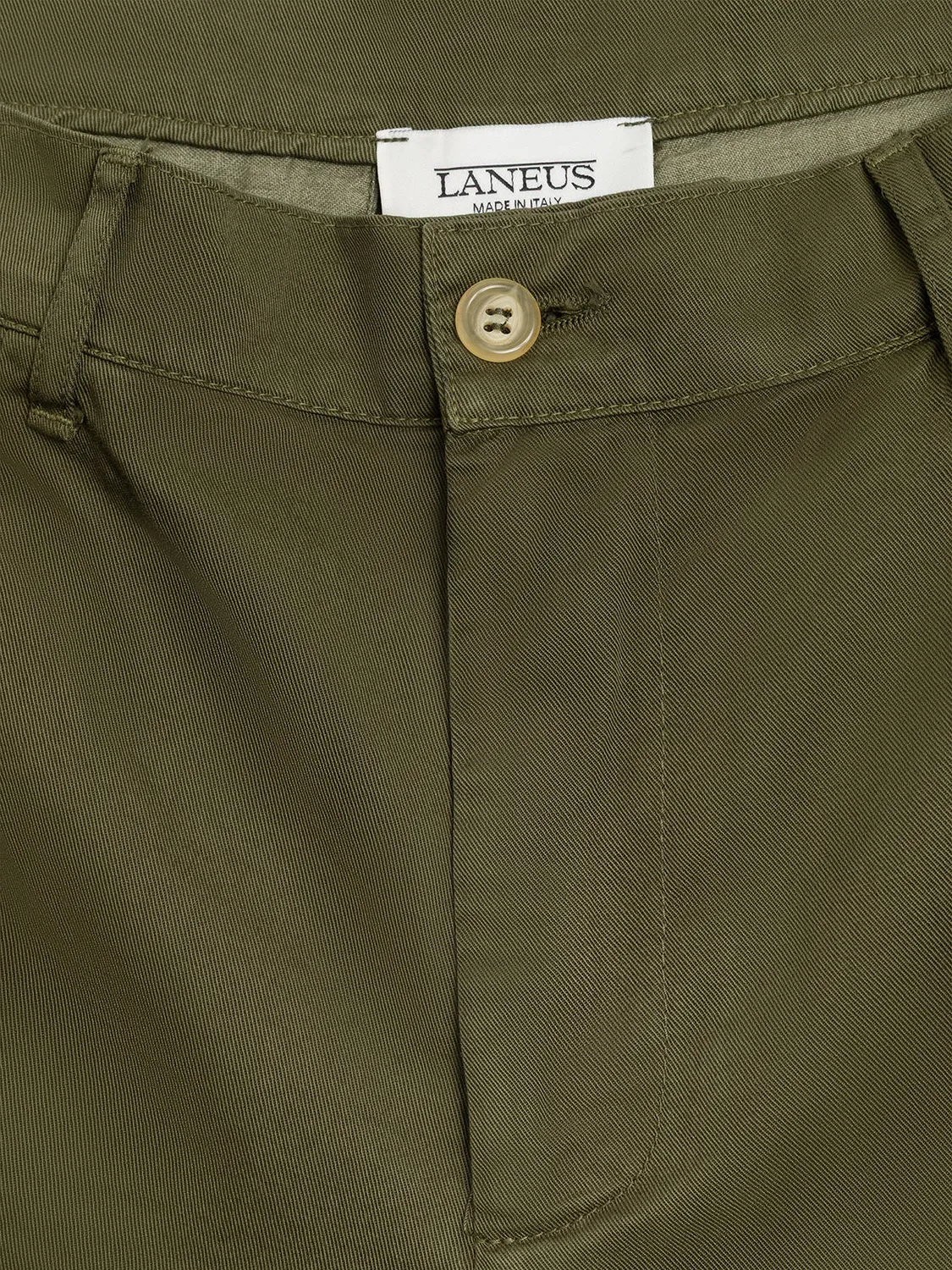 Laneus Downtown Bermuda shorts military green bomuld