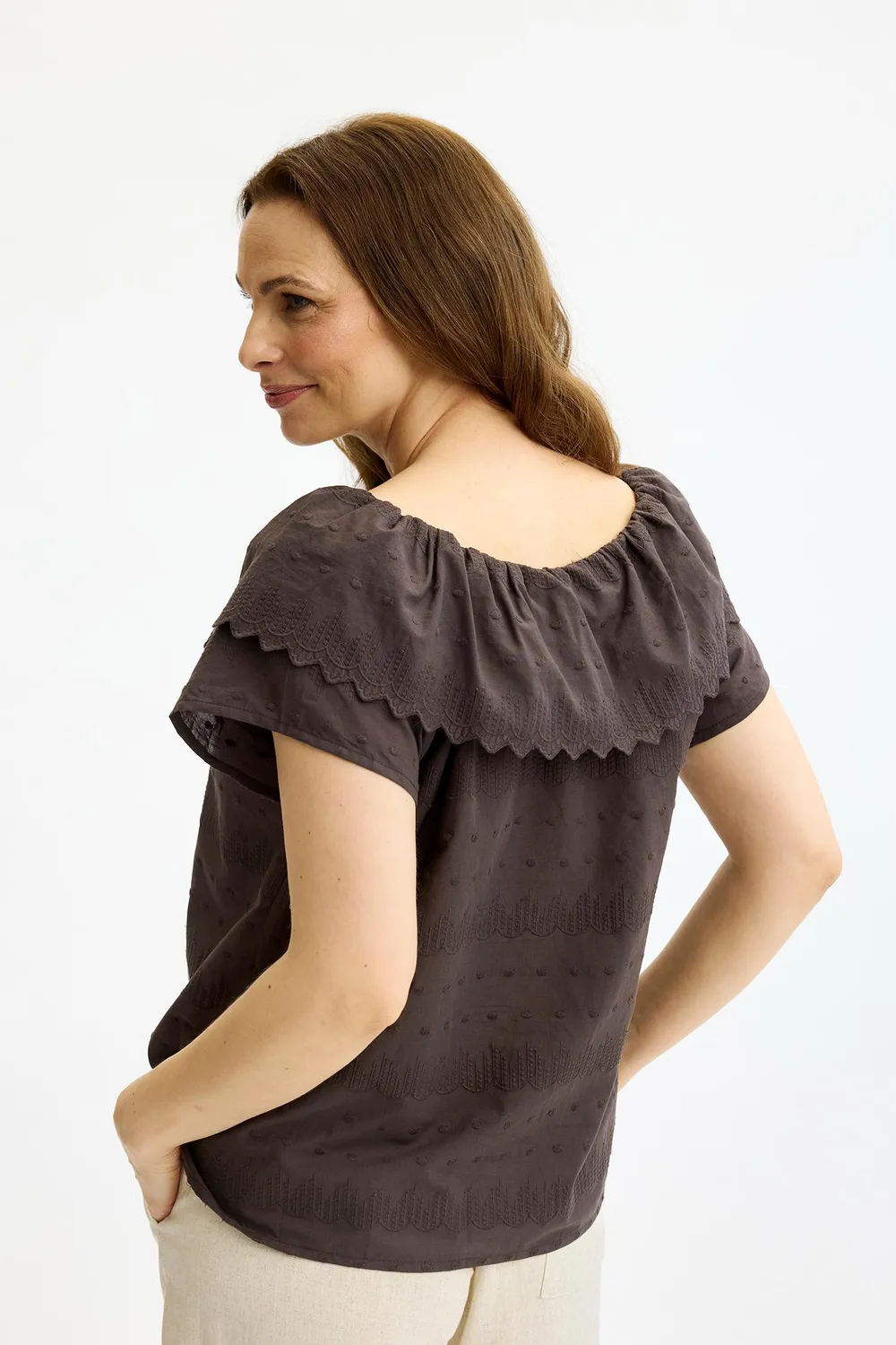 IN FRONT Katalina bluse bomuld med broderikrave