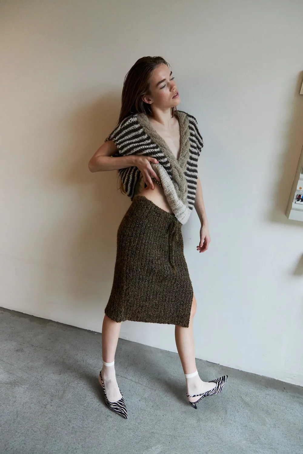 DAWNXDARE Capri Stripe vest 856 Mocca mohair