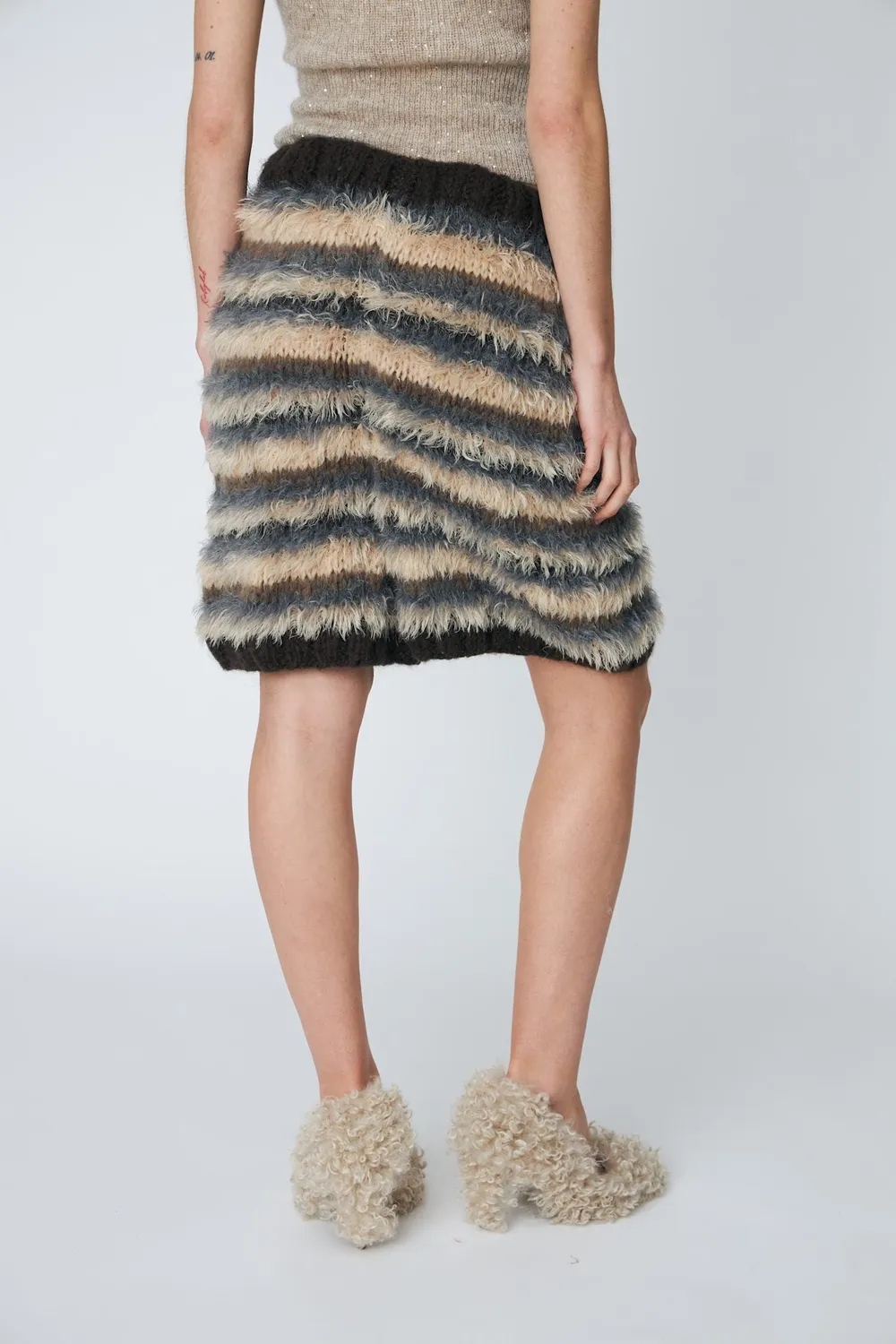 Dawnxdare Carmen 855 Soil shorts håndstrikket brun