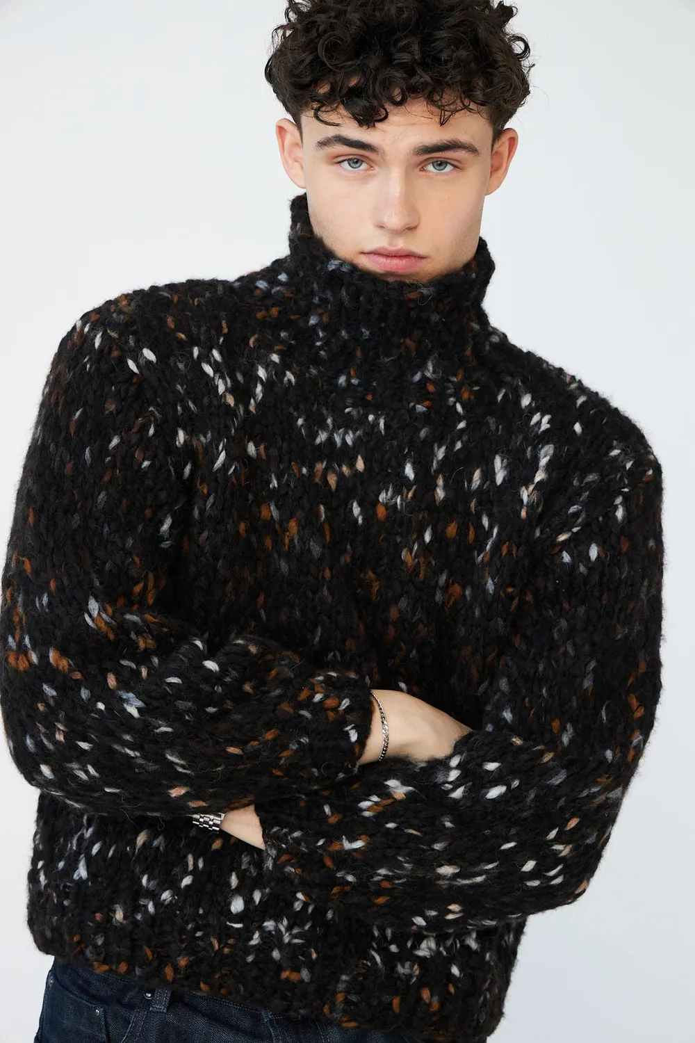 DAWNXDARE HOPE 199 sweater sort rullekrave
