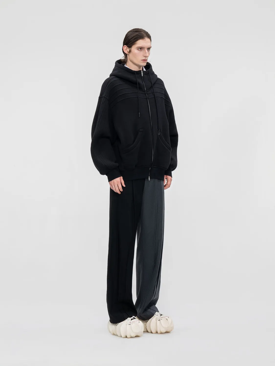 Feng Chen Wang Pleated Hoodie afslappet med logo