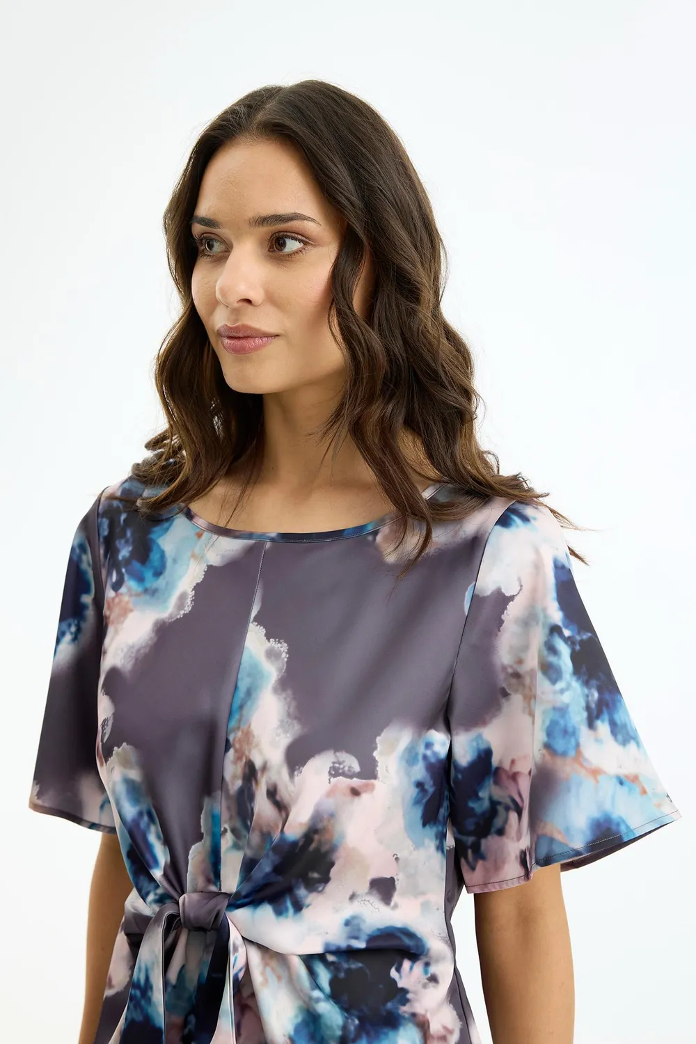 IN FRONT Soraya bluse med knude print