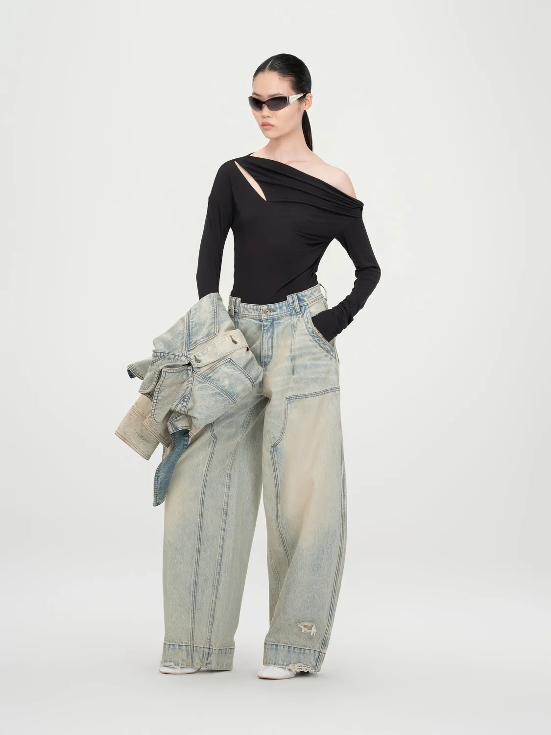 Feng Chen Wang Vintage Washed deconstructed jeans lyseblå