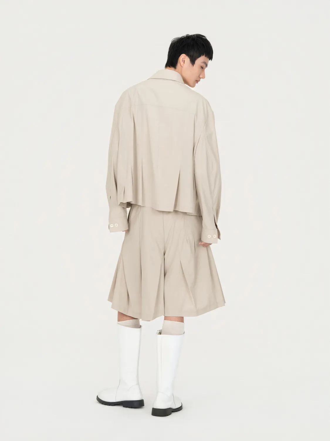 Feng Chen Wang Pleated skjortejakke beige plisseret