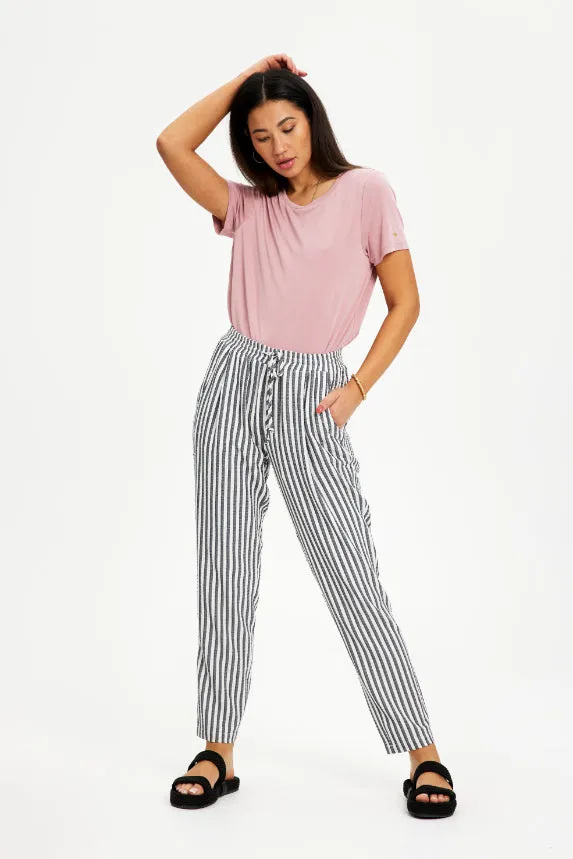 IN FRONT Nina t-shirt rund hals modal