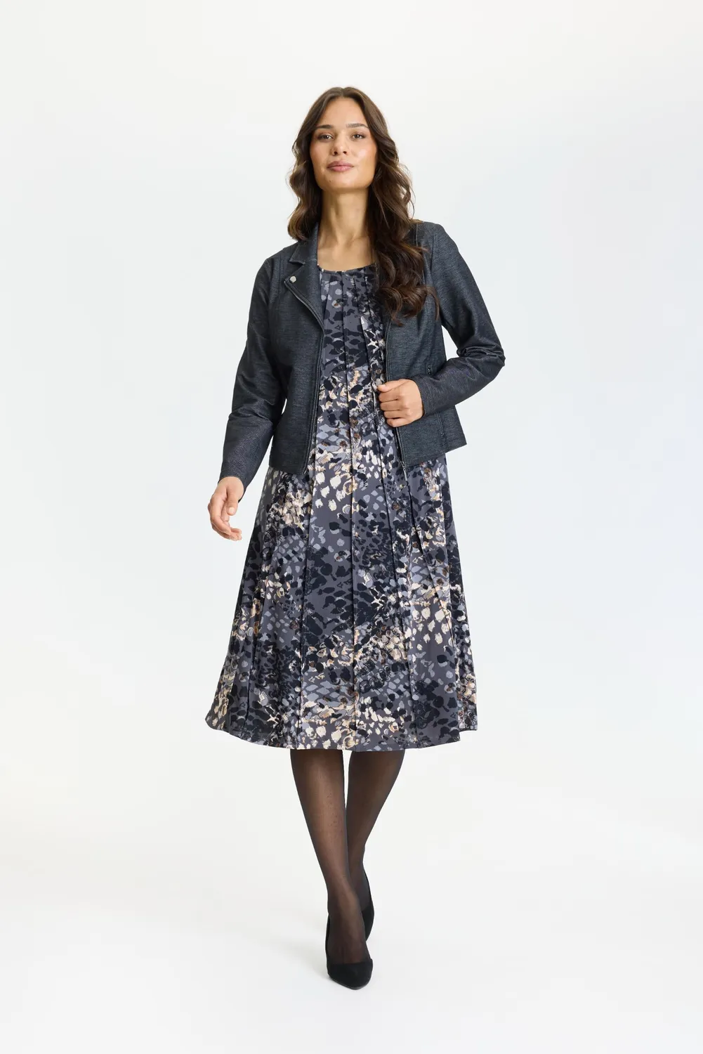 IN FRONT Adele jakke med denimlook