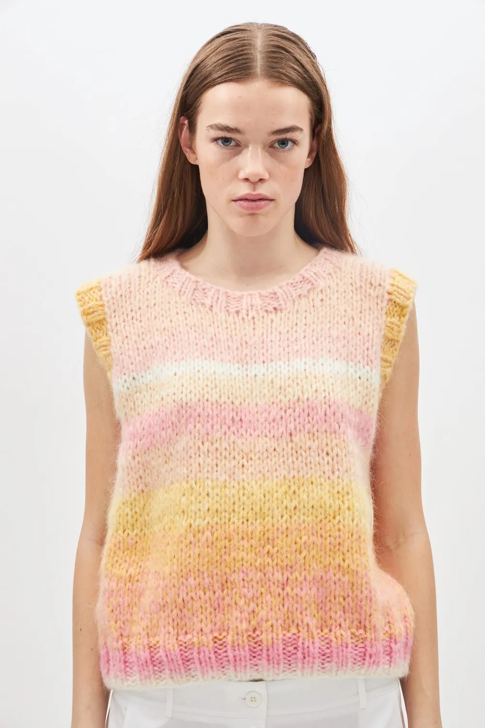 Dawnxdare Cooper strikvest 719 pink sun mohair