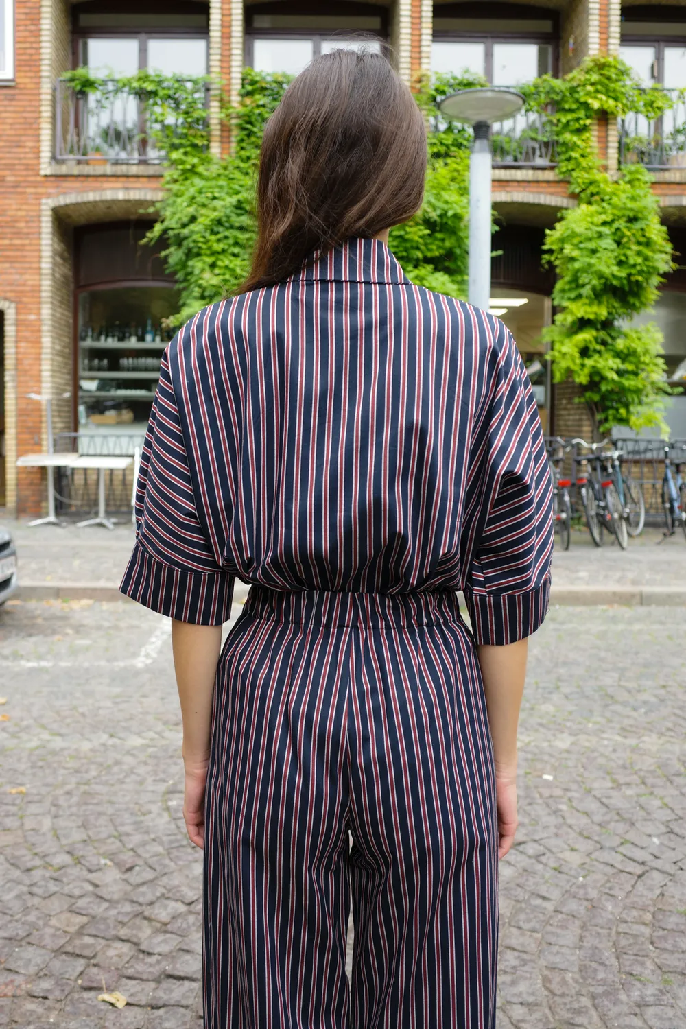 Caro Editions Lisbeth bluse navy burgundy stribet bomuld