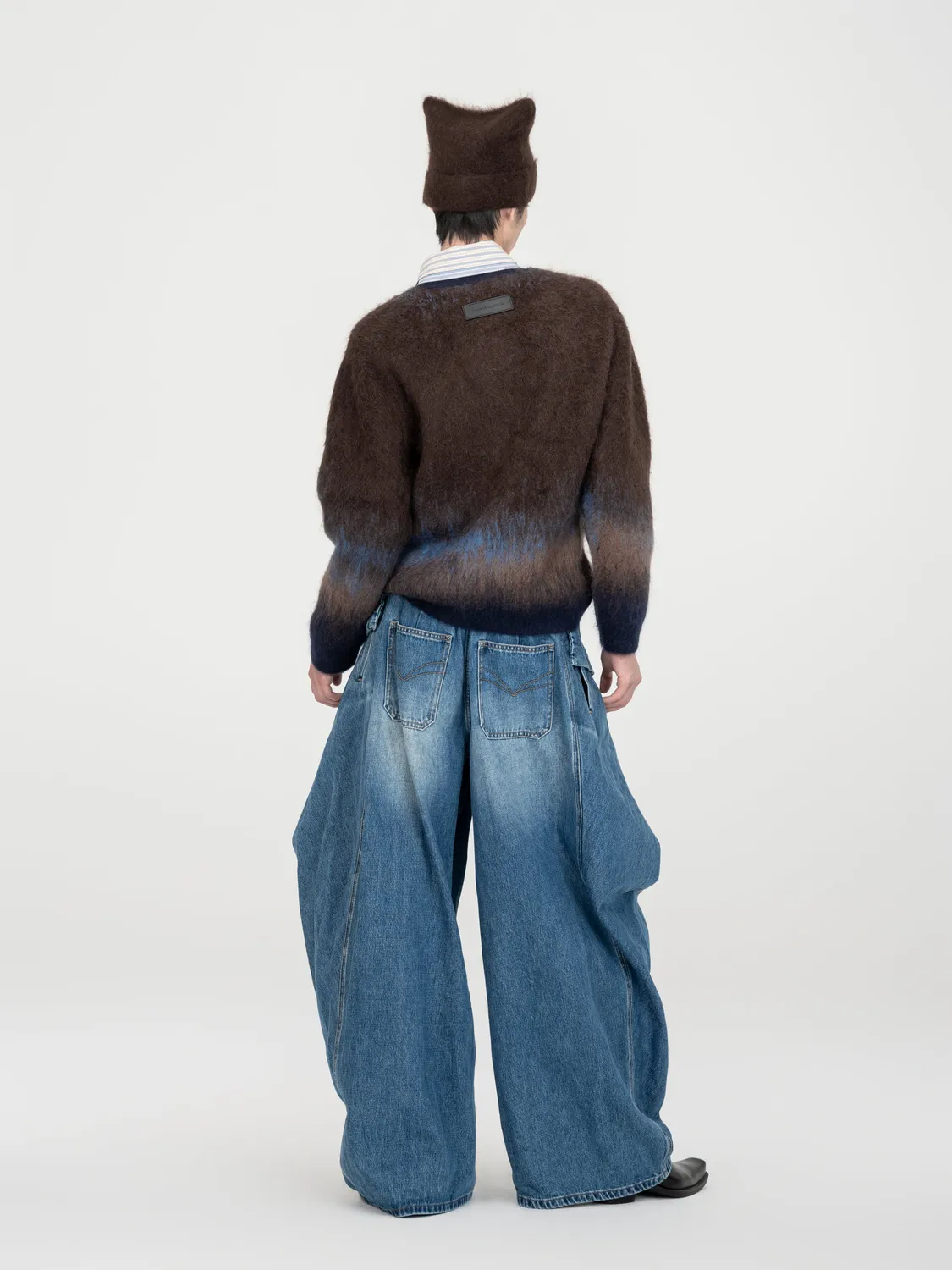 Feng Chen Wang Washed Pleated Oversized jeans lys