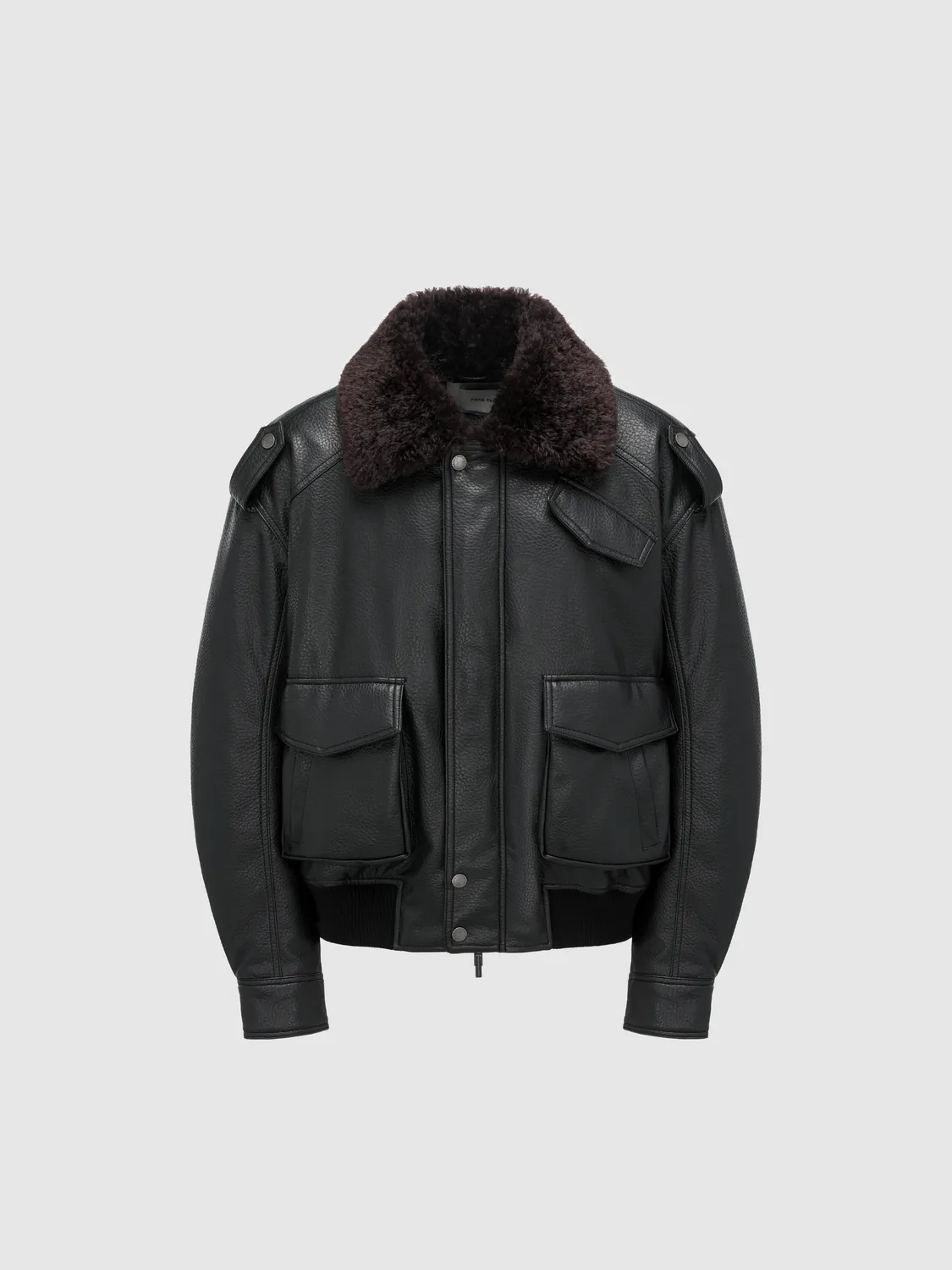Feng Chen Wang Pebble PU Læderjakke oversize sort pels