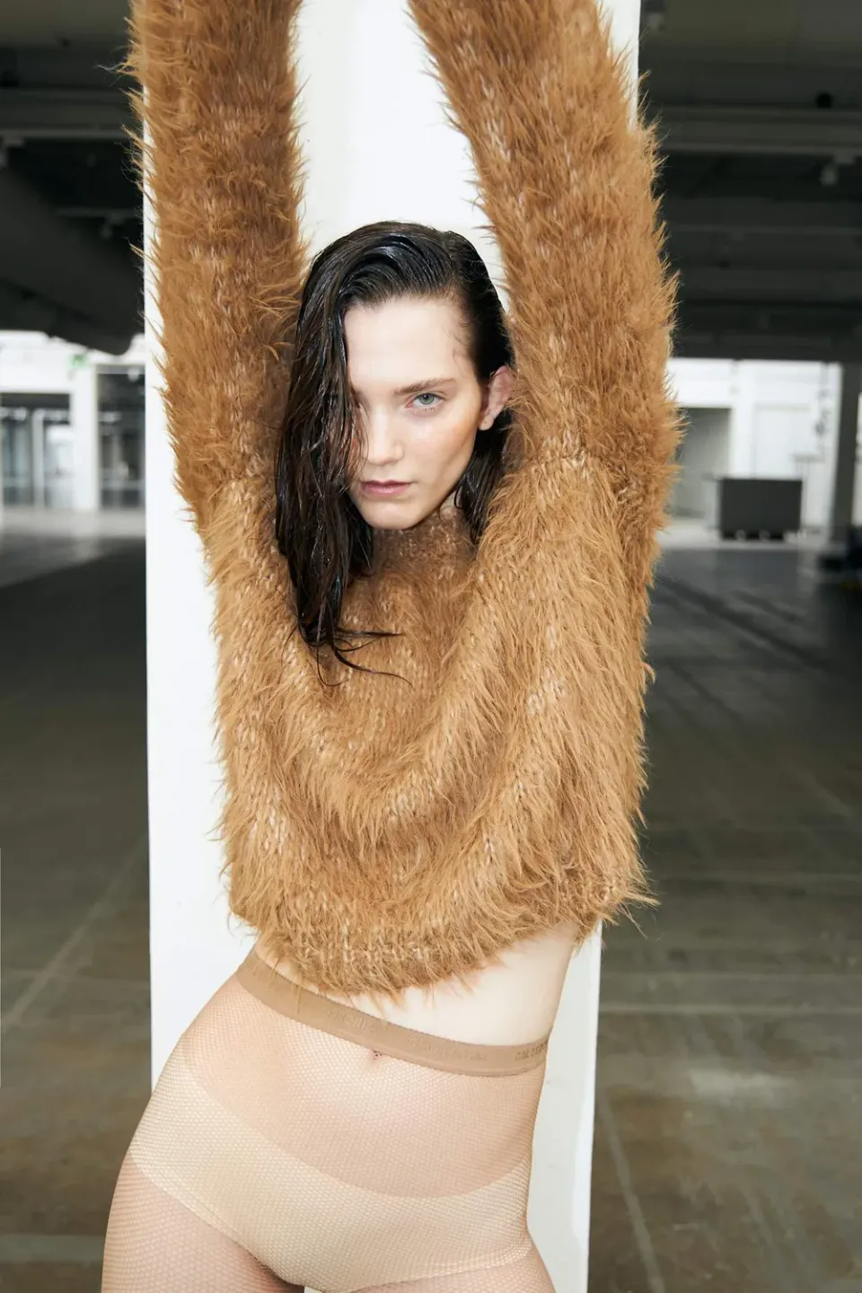 DAWNXDARE Babs sweaterv192 Peat – plys mohair