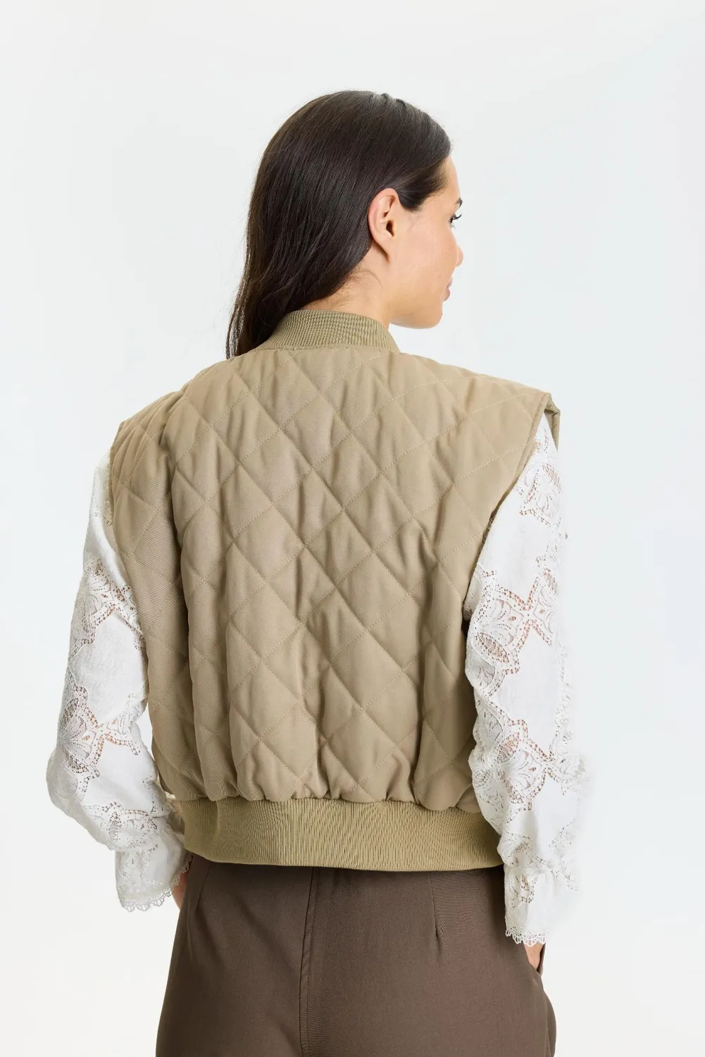 IN FRONT Davina quiltet vest med knapper S-XXL