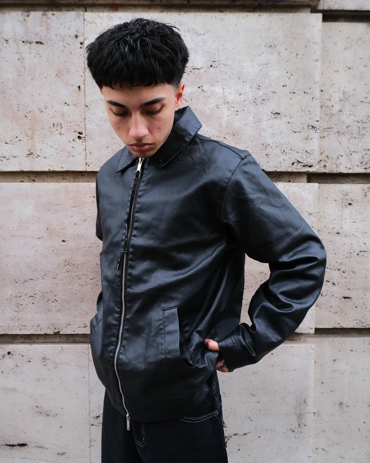 Alis Viren arbejdsjakke glossy black coated