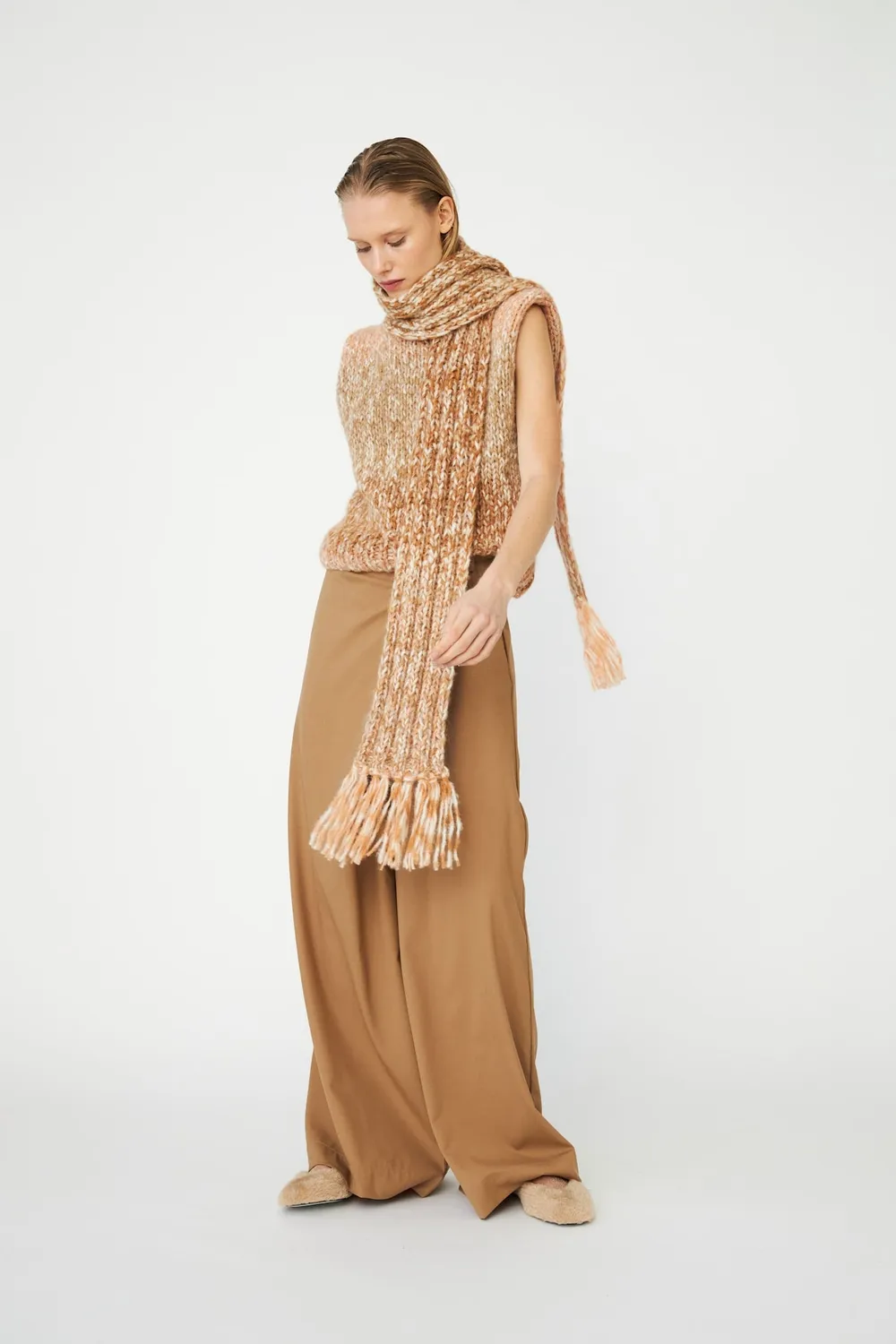 DAWNXDARE Ea Scarf 852 Camel tørklæde uld frynser
