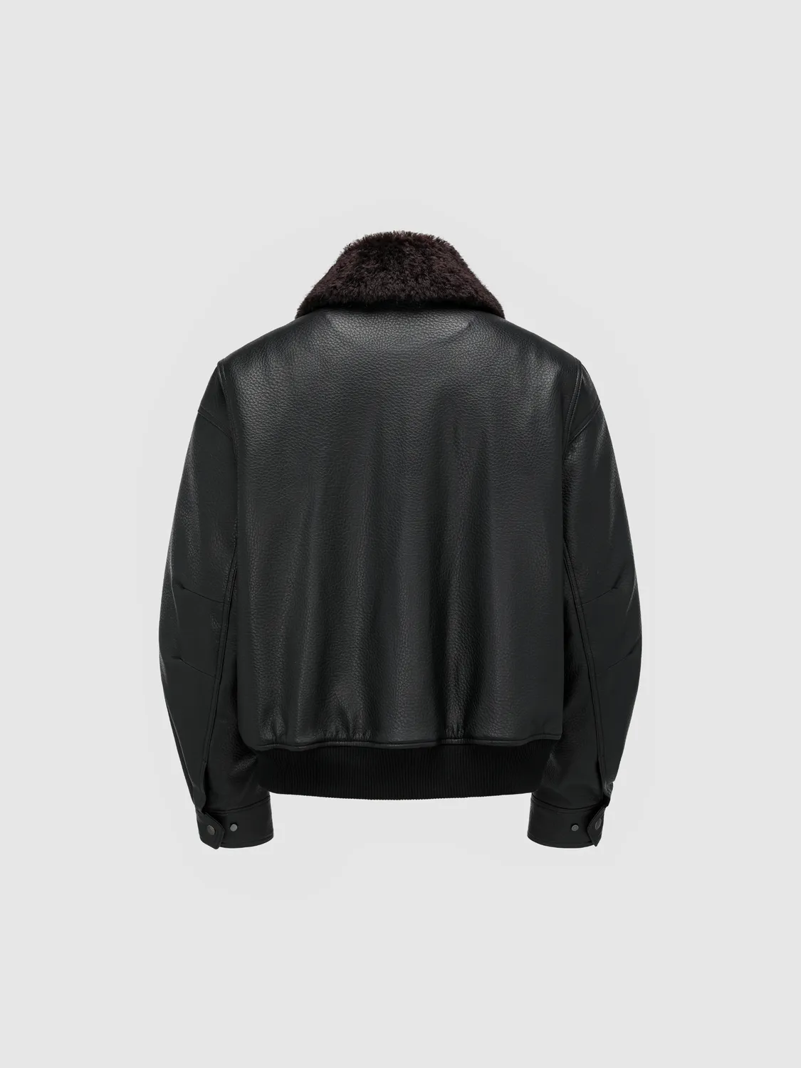 Feng Chen Wang Pebble PU Læderjakke oversize sort pels