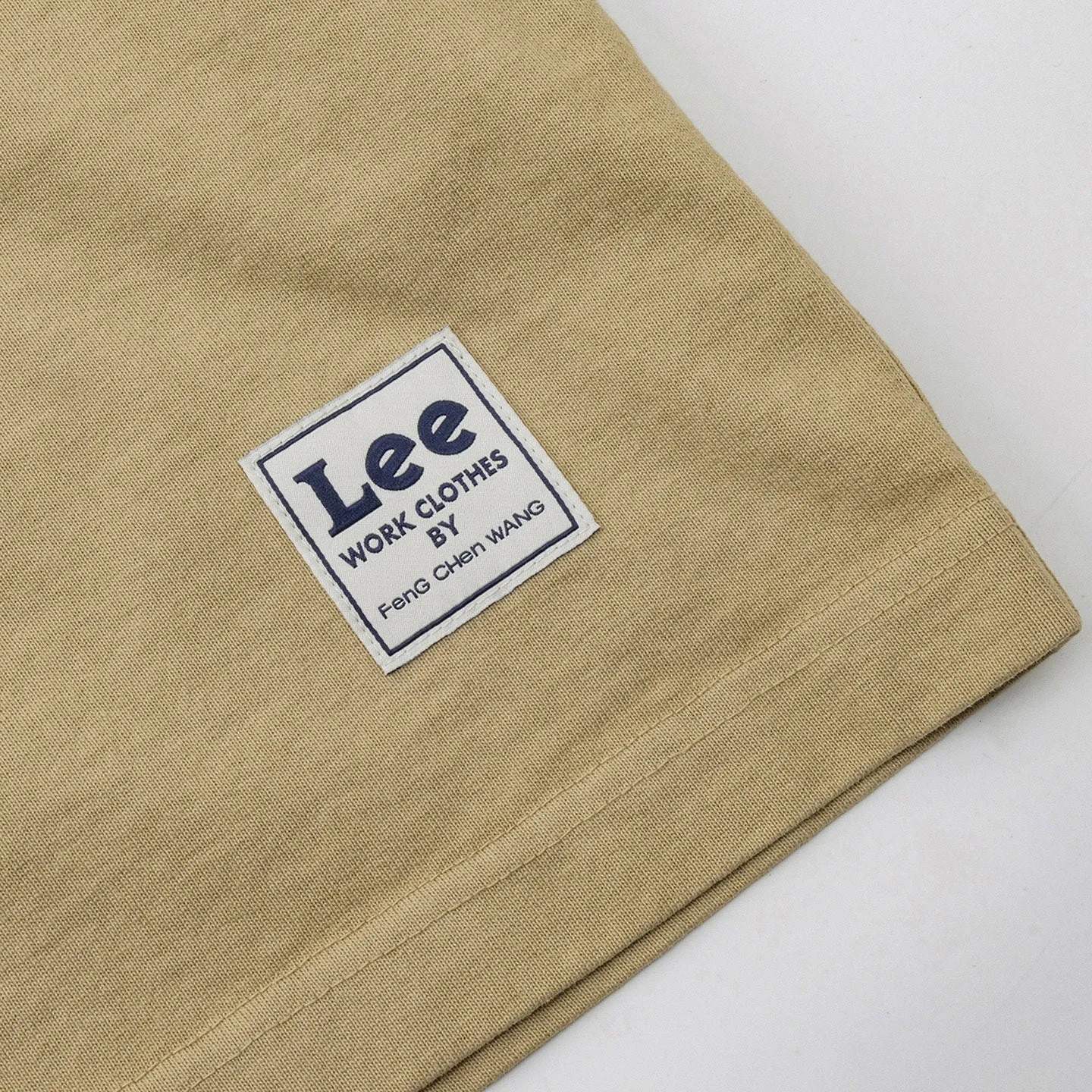 Lee x Feng Chen Wang Spray-Wash T-shirt dobbeltkrave