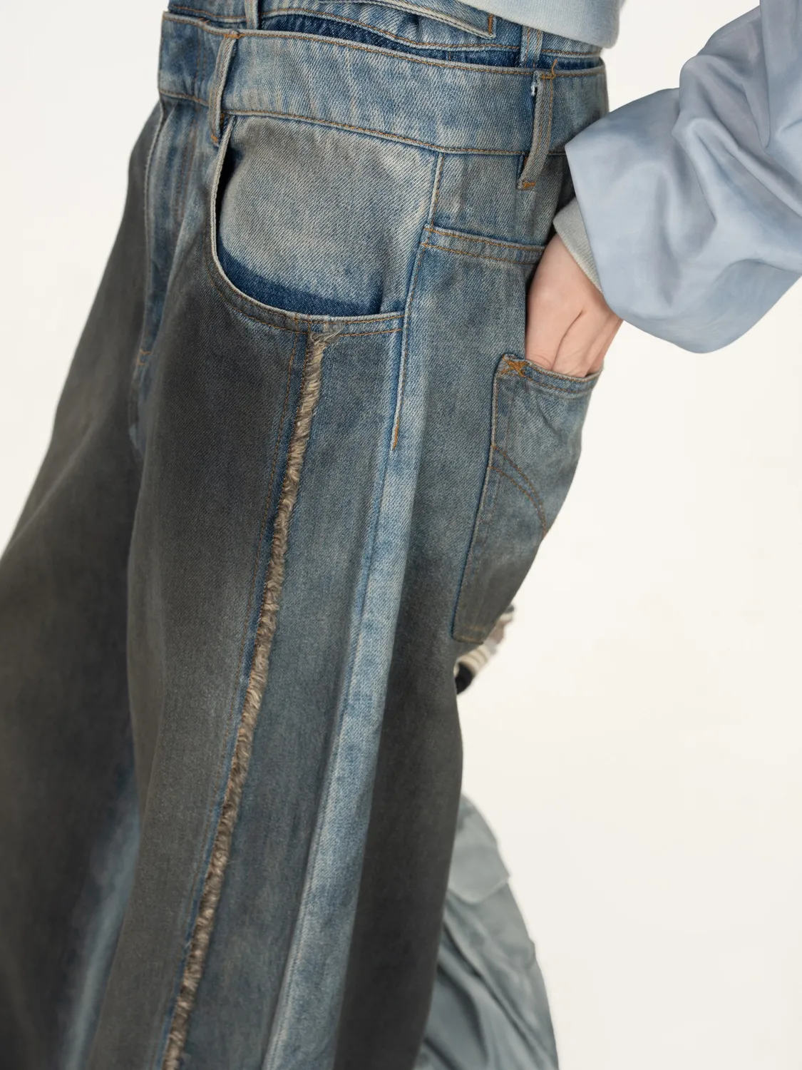 Feng Chen Wang Double Waist Gradient Indigo jeans blå fade
