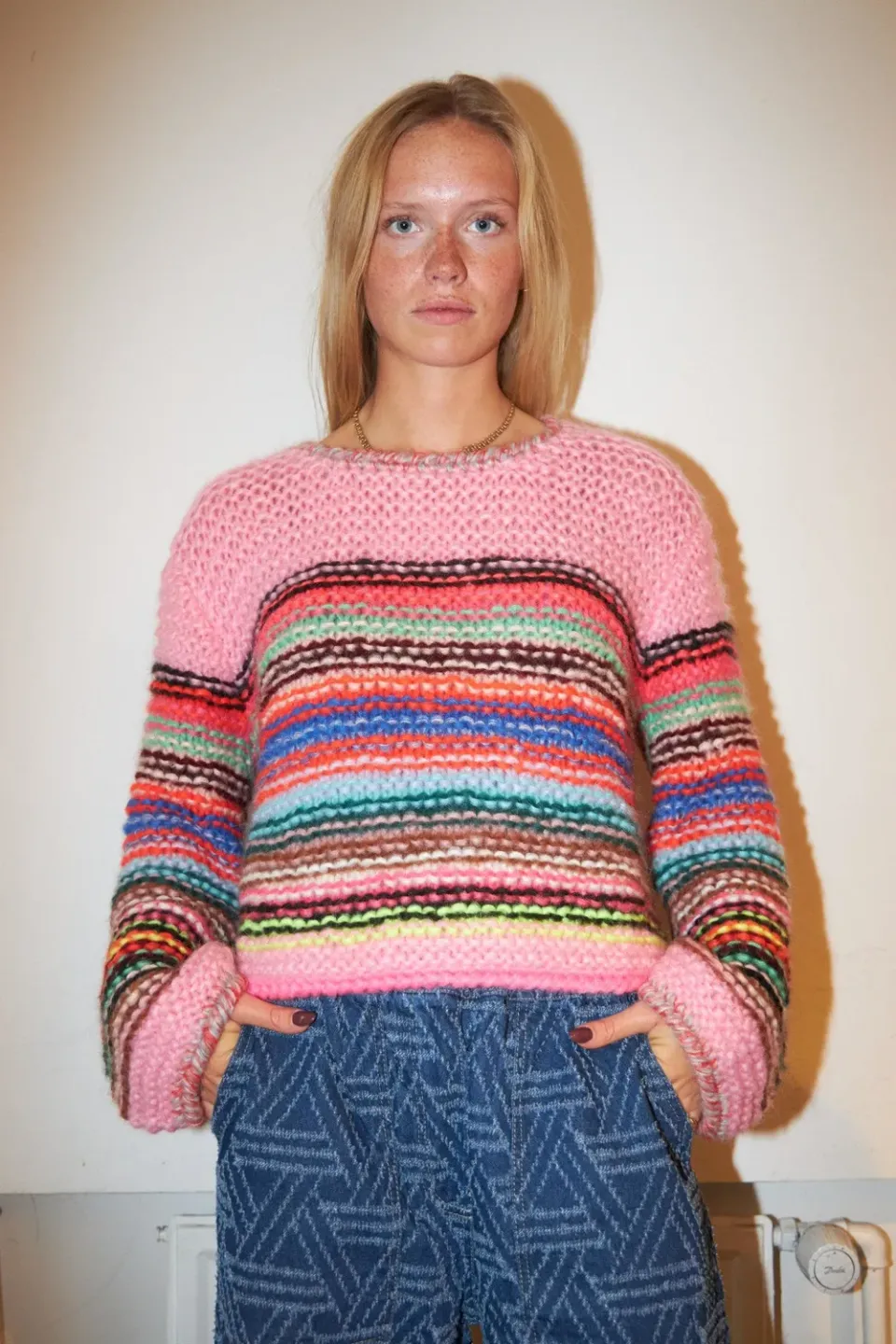DAWNXDARE Sassie Stripe striktrøje super pink mohair