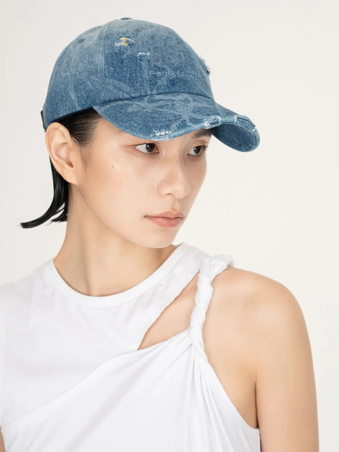 Feng Chen Wang Washed Printed baseball kasket denim