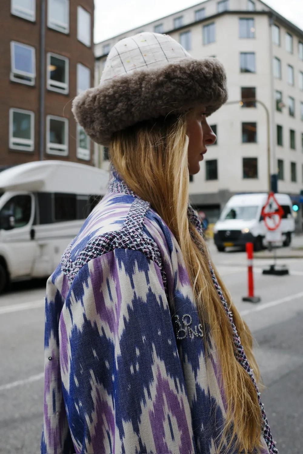 Caro Editions Garden Fake Fur Edition hat small tweed