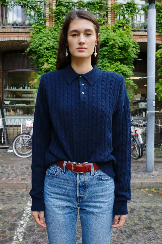 Caro Editions Cable-Knit Polo poloskjorte navy cashmere