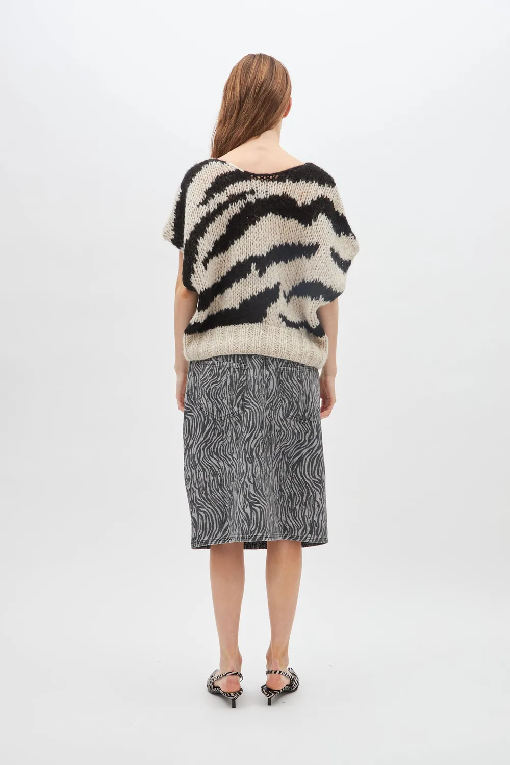 DAWNXDARE CAPRI ZEBRA 199 strikbluse sort mohair