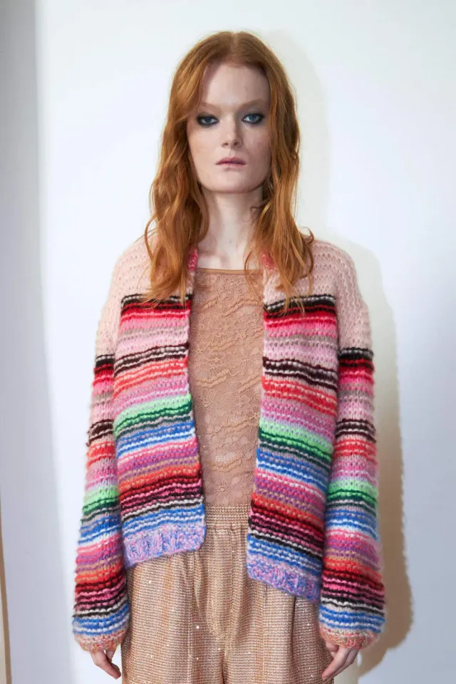DAWN x DARE GABI MULTI strikcardigan baby pink stribet