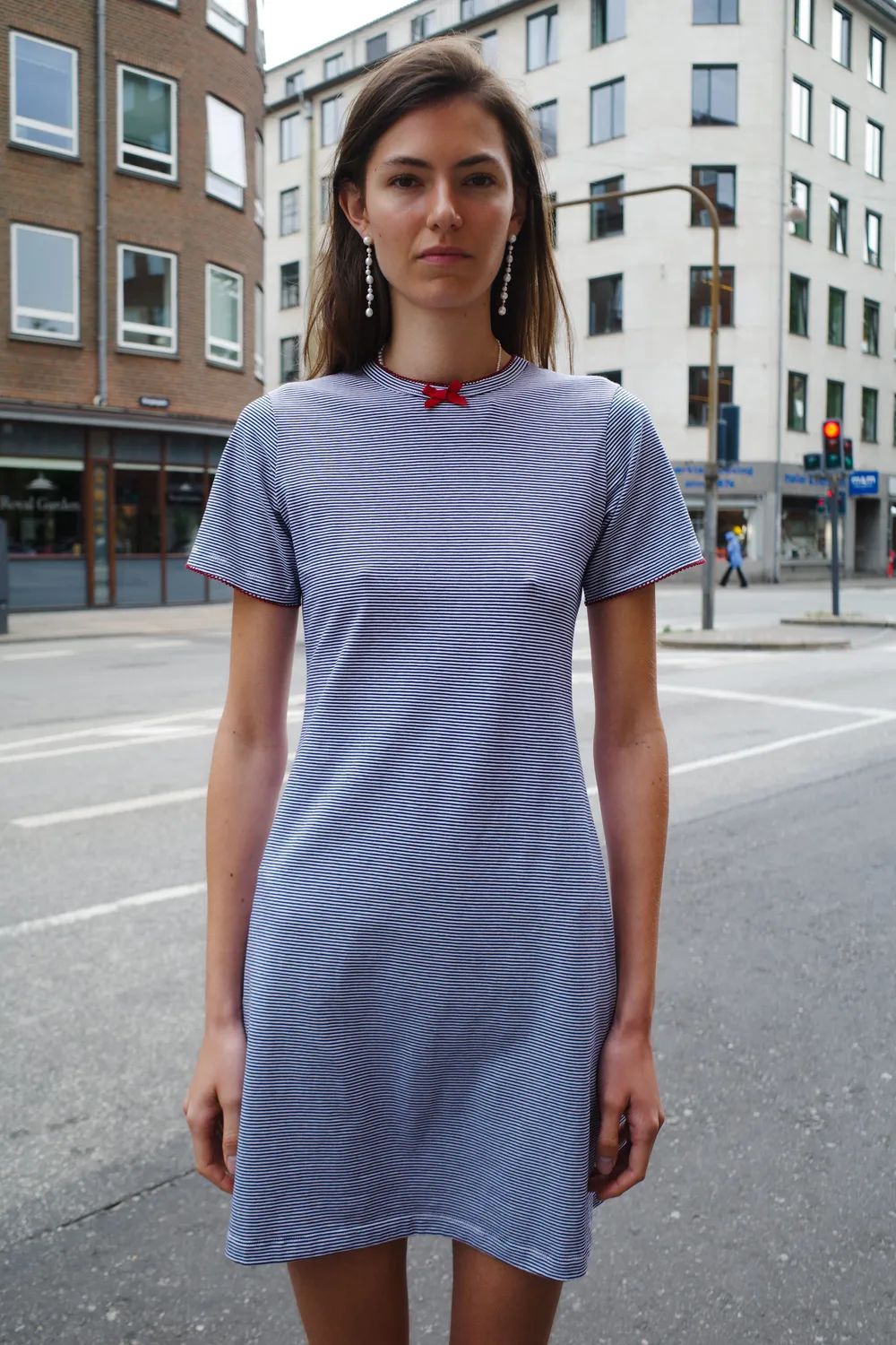 Caro Editions Jersey T-shirt kjole navy stribet bomuld