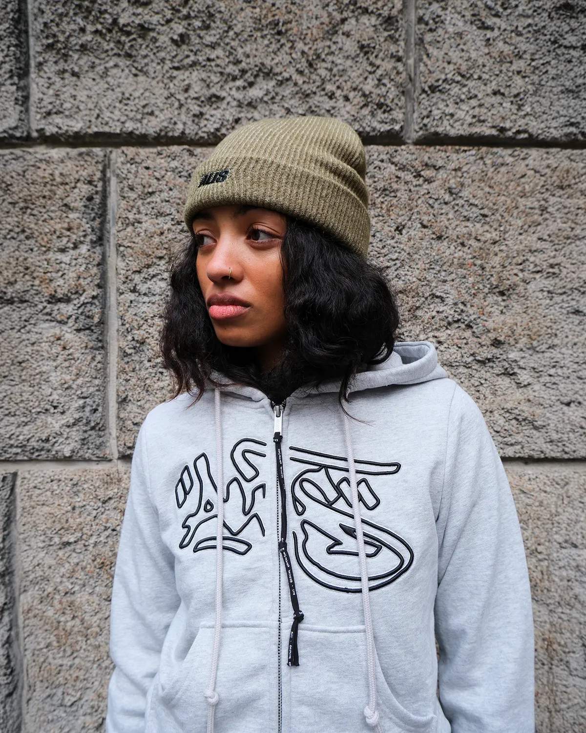 Alis Wilk Essential hue oliv one size uld