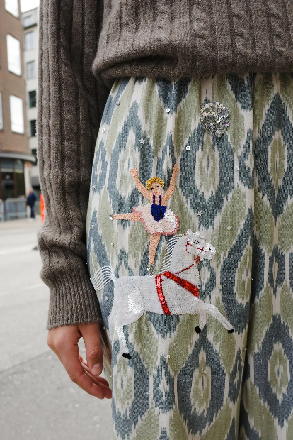 Caro Editions Coco bukser grøn blå ikat ballerina