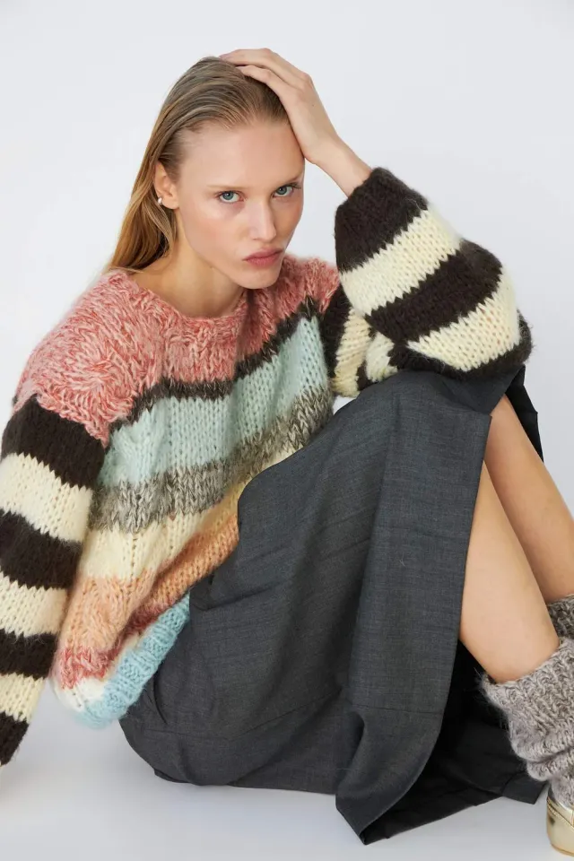 DAWNXDARE Beate 910 pullover natural shade strik