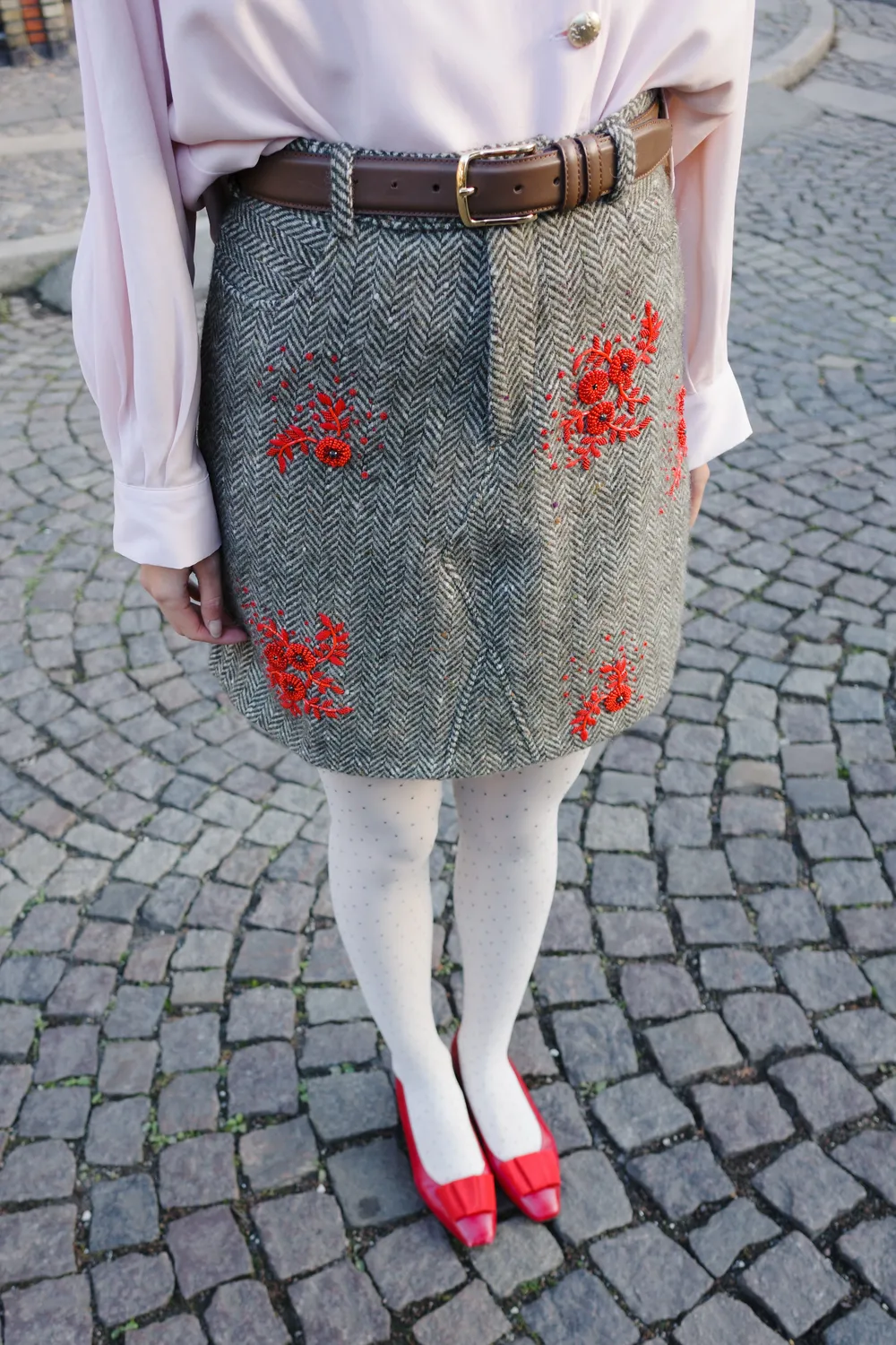 Caro Editions Nunu nederdel rød uld broderi