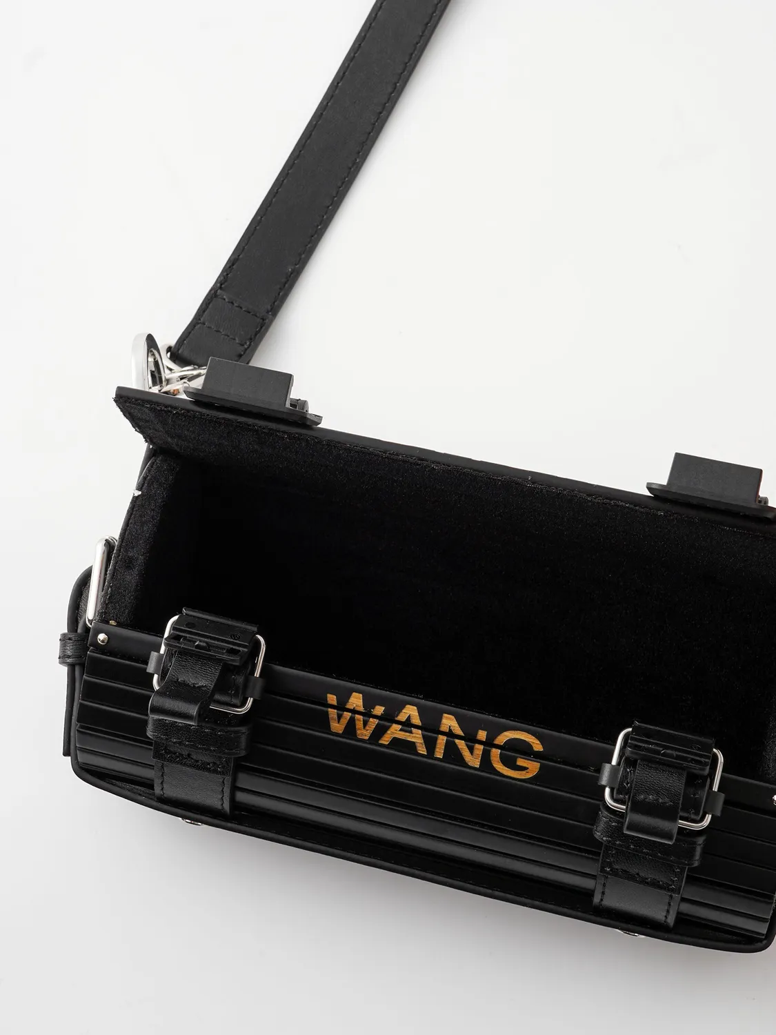 Feng Chen Wang Medium Cylinder bambus taske sort