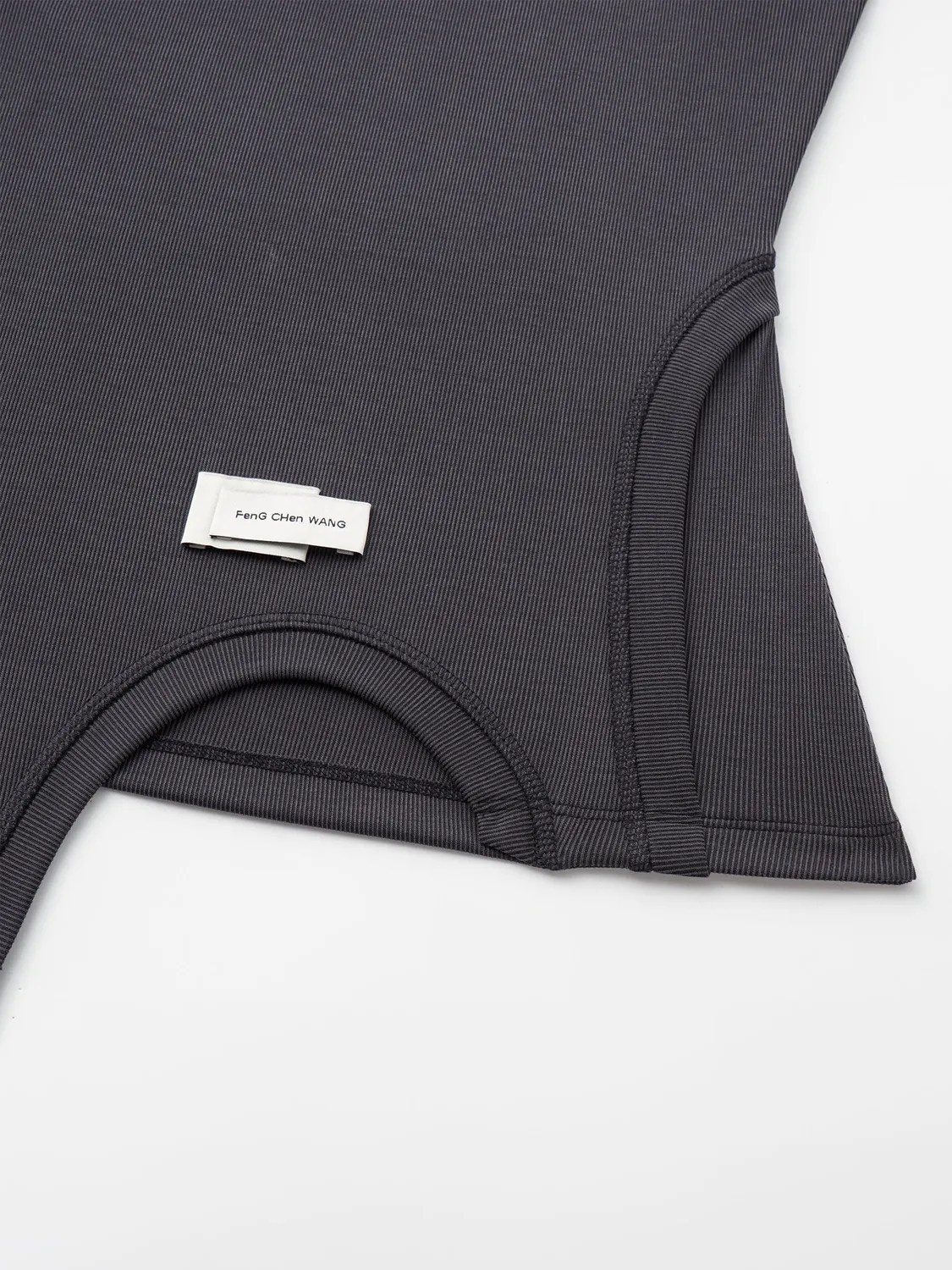 Feng Chen Wang 2-in-1 base layer top mørkegrå slim-fit