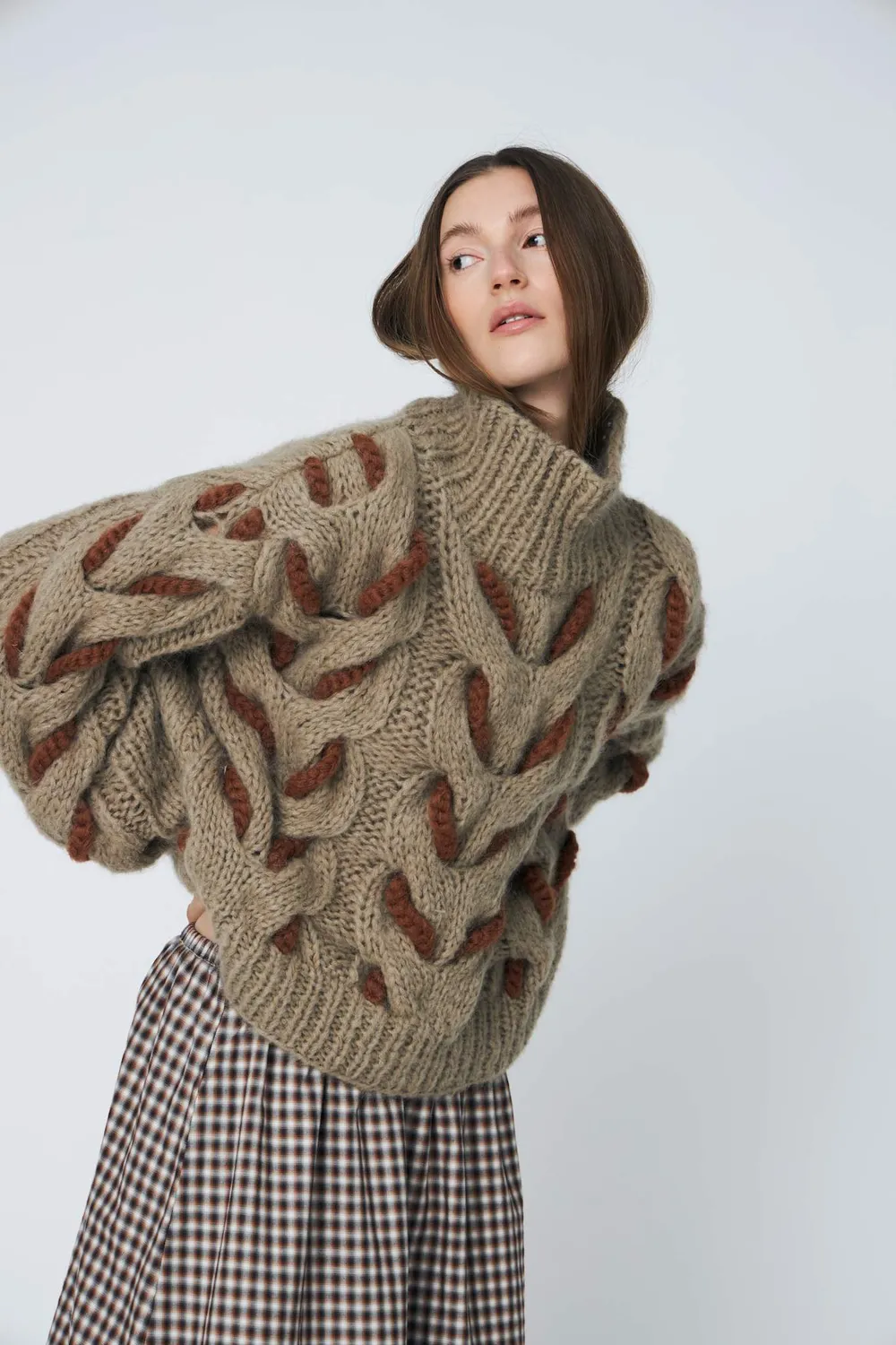 DAWNXDARE Honey strikpullover 592 khaki kabelstrik
