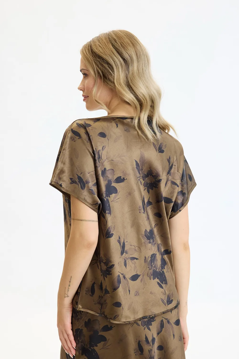 IN FRONT Vallerie bluse med print vingeærmer