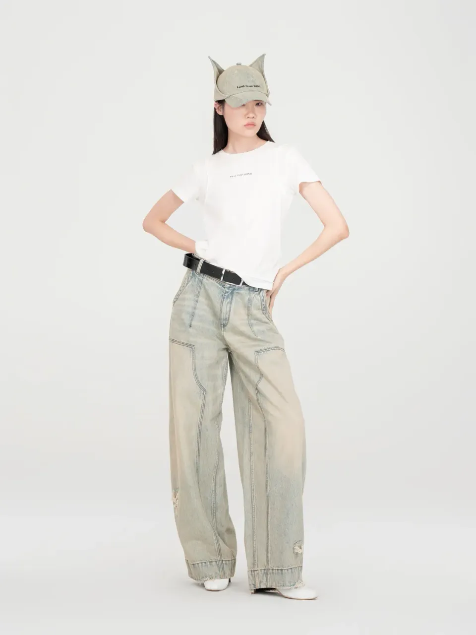 Feng Chen Wang Vintage Washed deconstructed jeans lyseblå