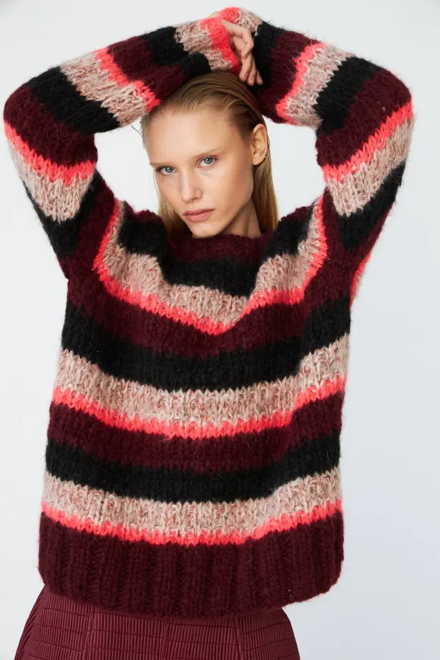 DAWNXDARE Savannah pullover 939 burgundy stribet