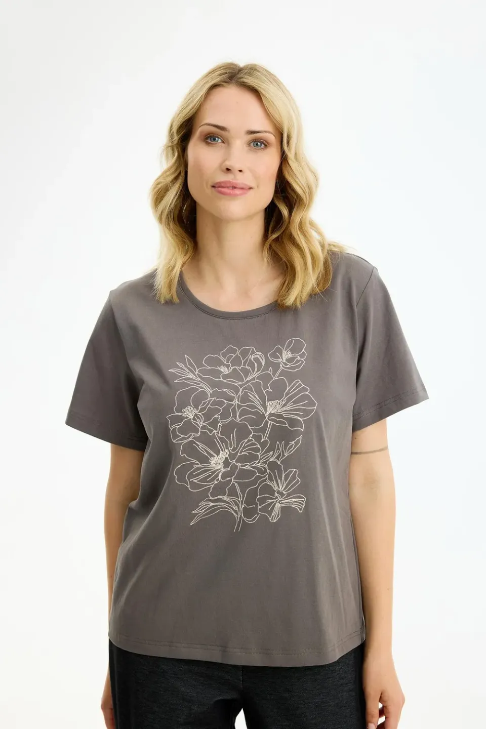 IN FRONT Salsa t-shirt broderi klassisk
