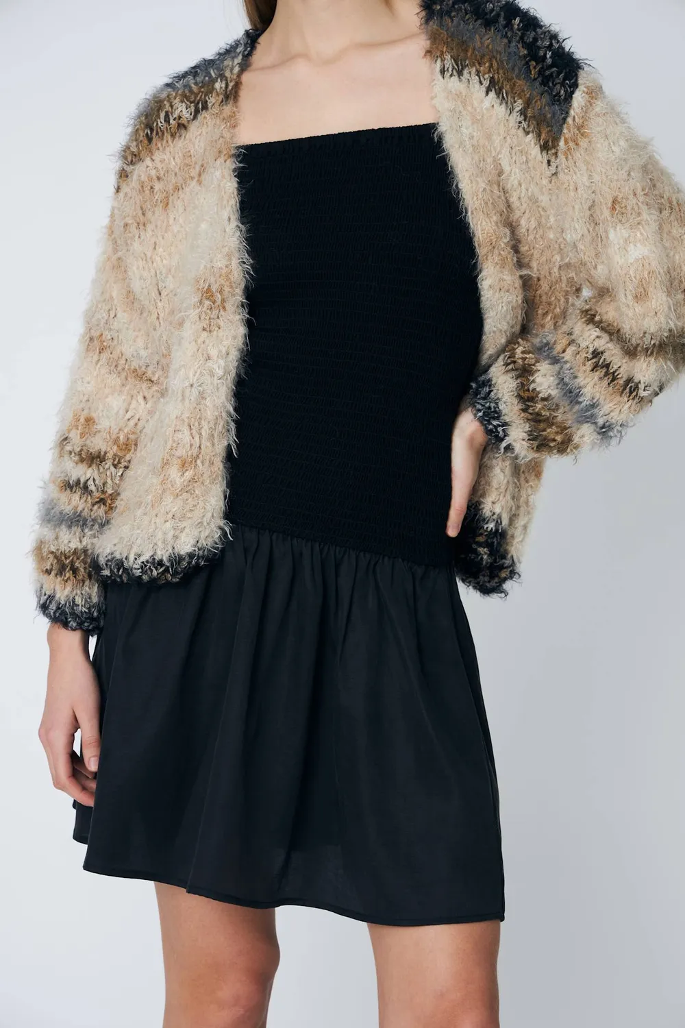 DAWNXDARE Eden cardigan strikcardigan shitake cropped