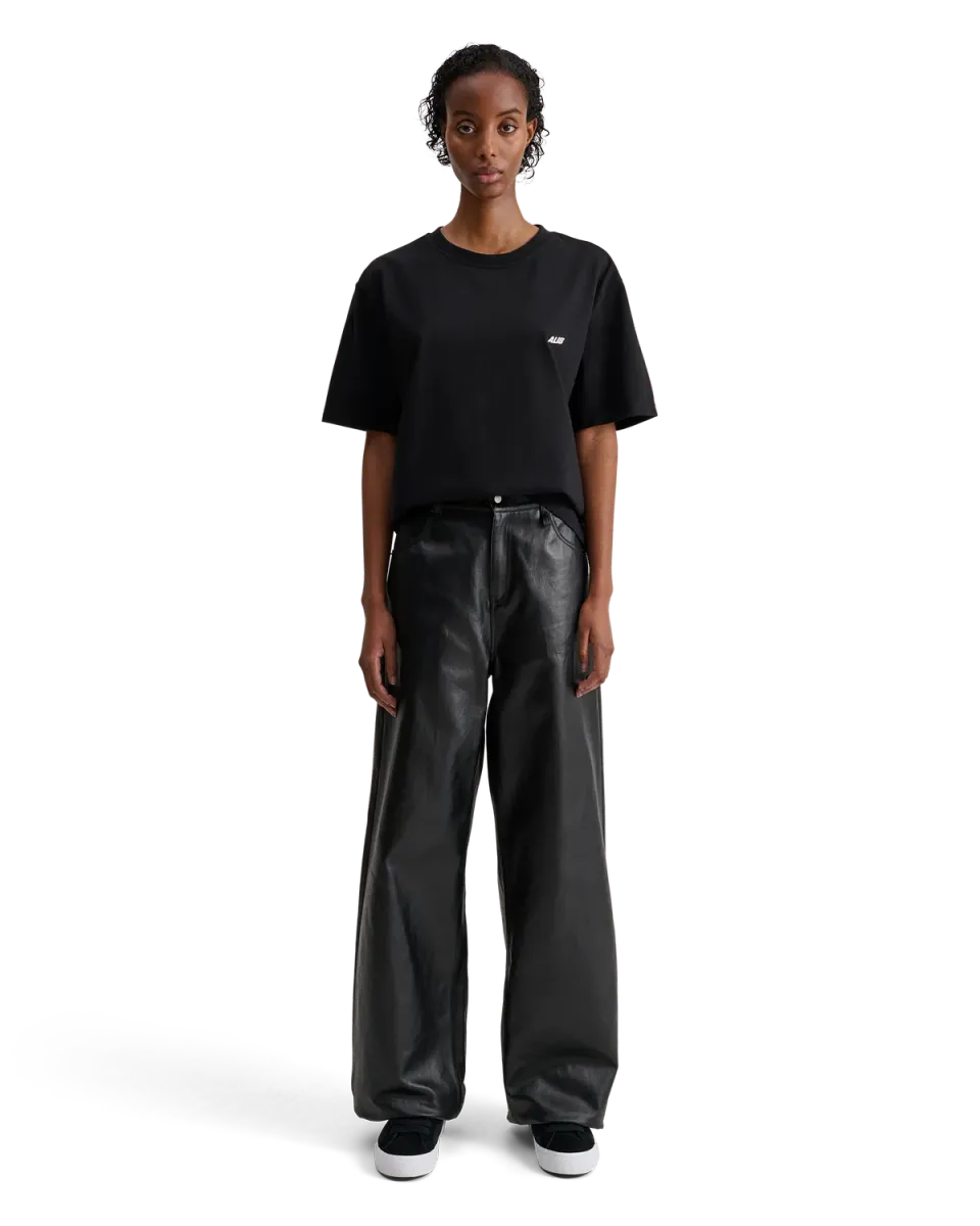 Alis Torey cropped t-shirt solid black bomuld