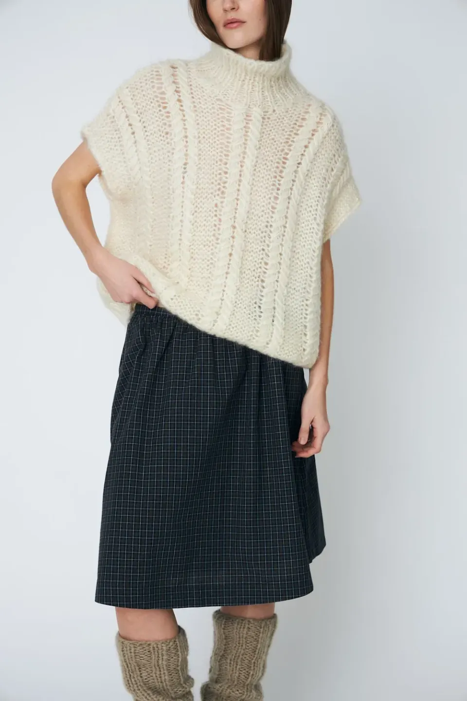 DAWNXDARE Snowy 102 Chalk slipover mohair