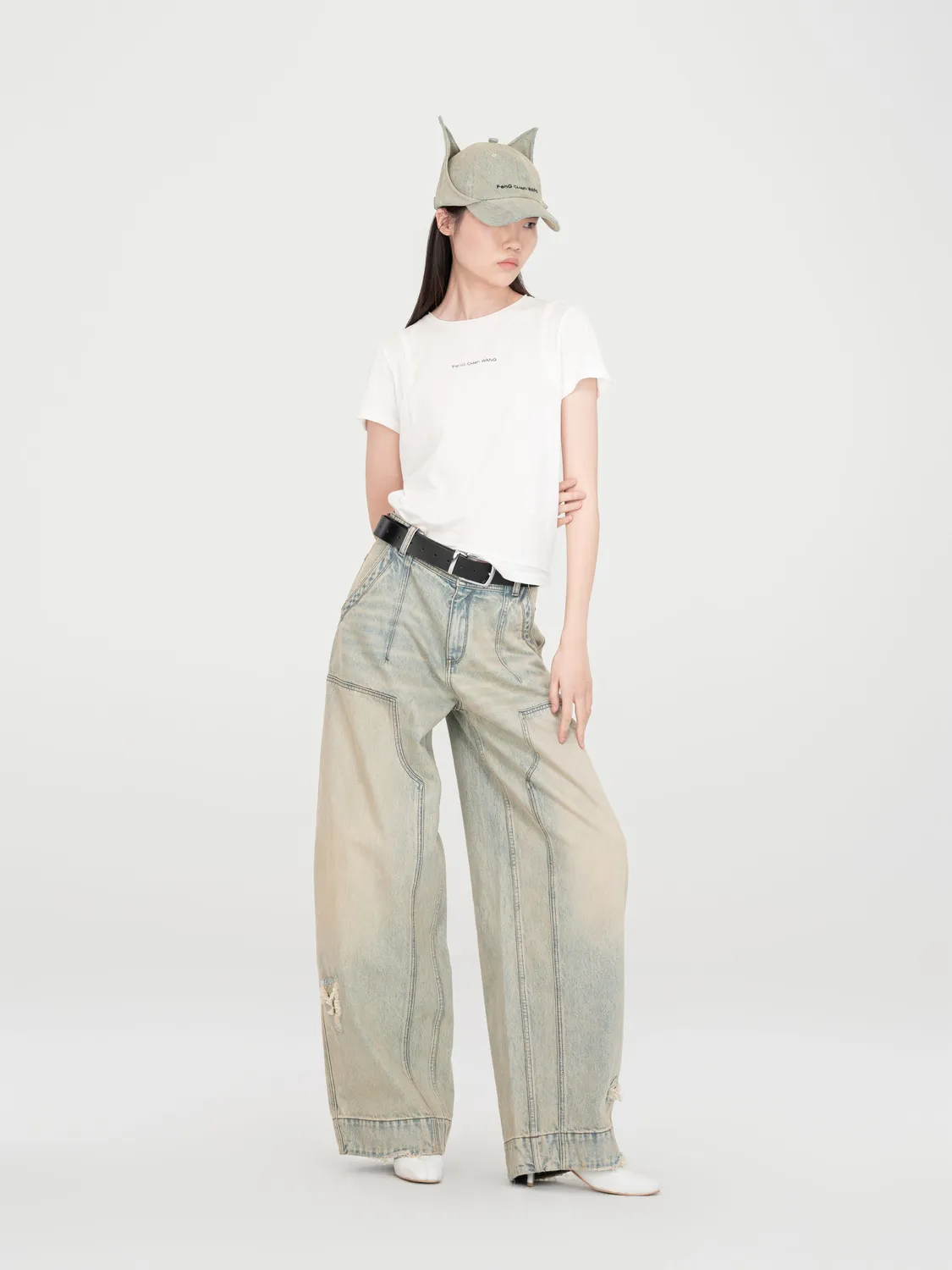 Feng Chen Wang Vintage Washed deconstructed jeans lyseblå