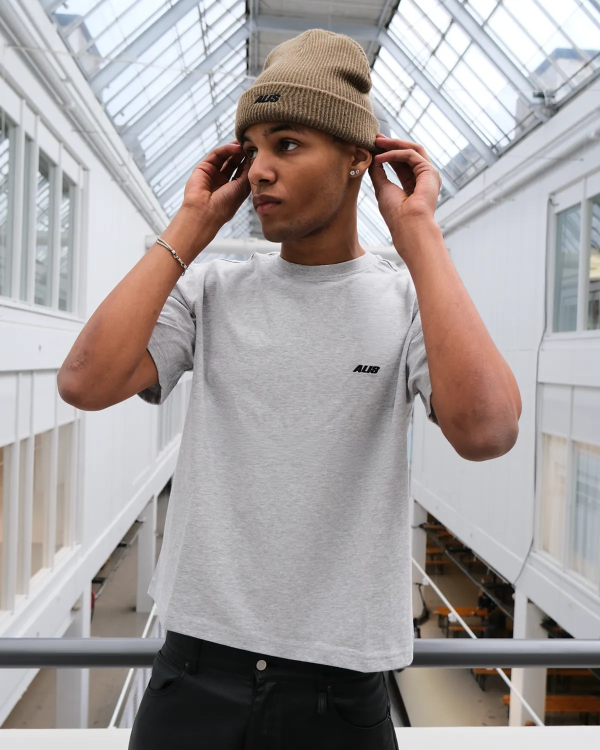 Alis Torey t-shirt grå meleret cropped bomuld