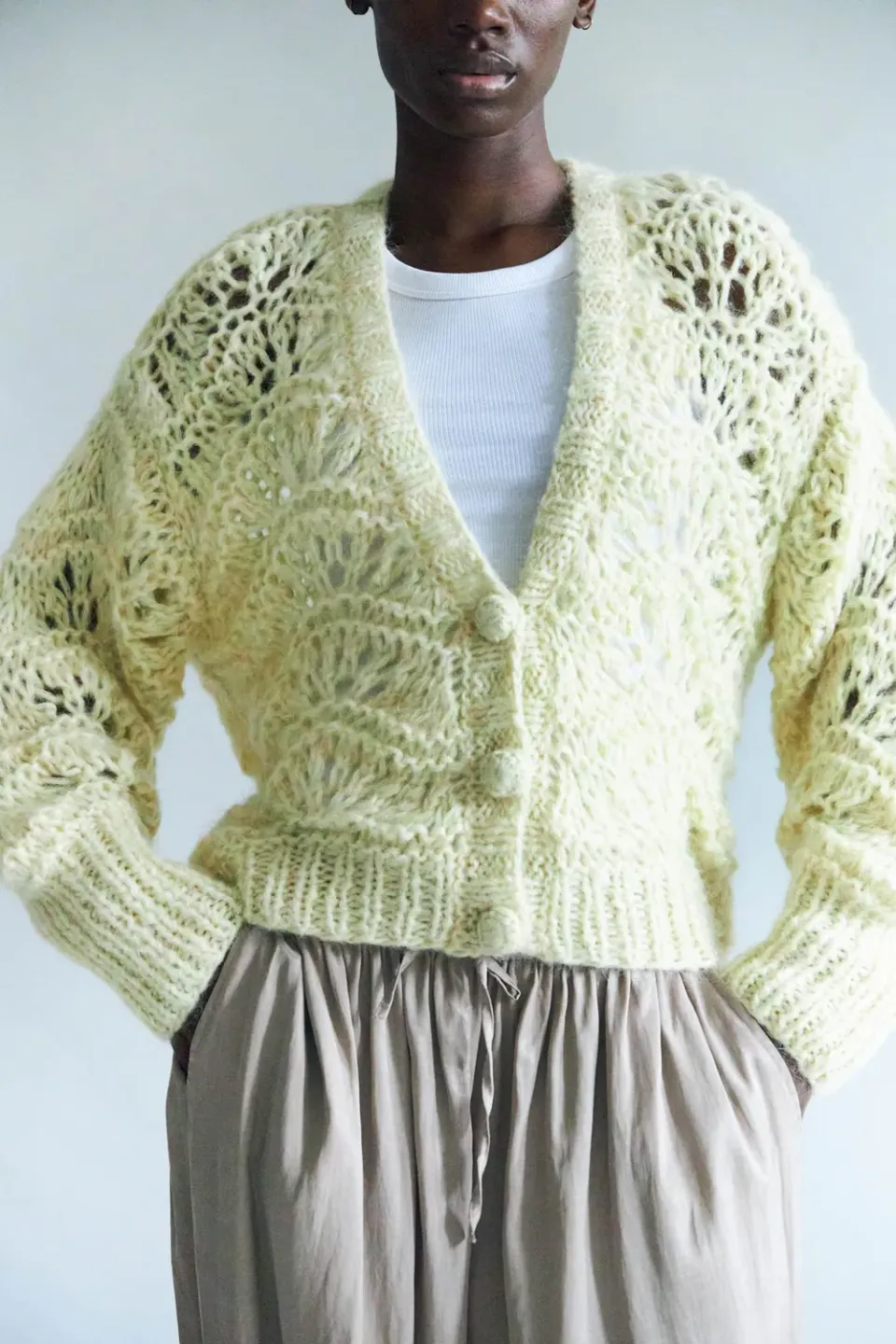DAWNXDARE Esmeralda 117 Yellow cardigan gul mohair