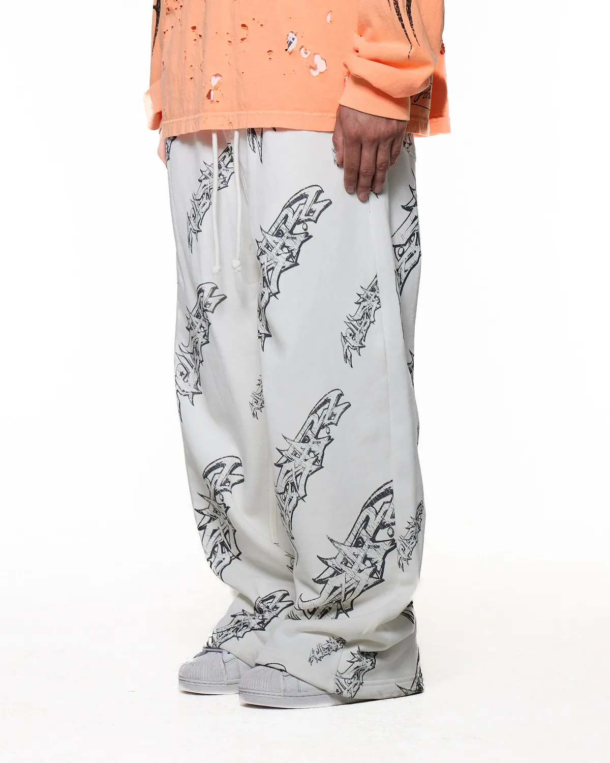 Hellstar Graffiti HSSS26SW3 sweatpants hvid baggy